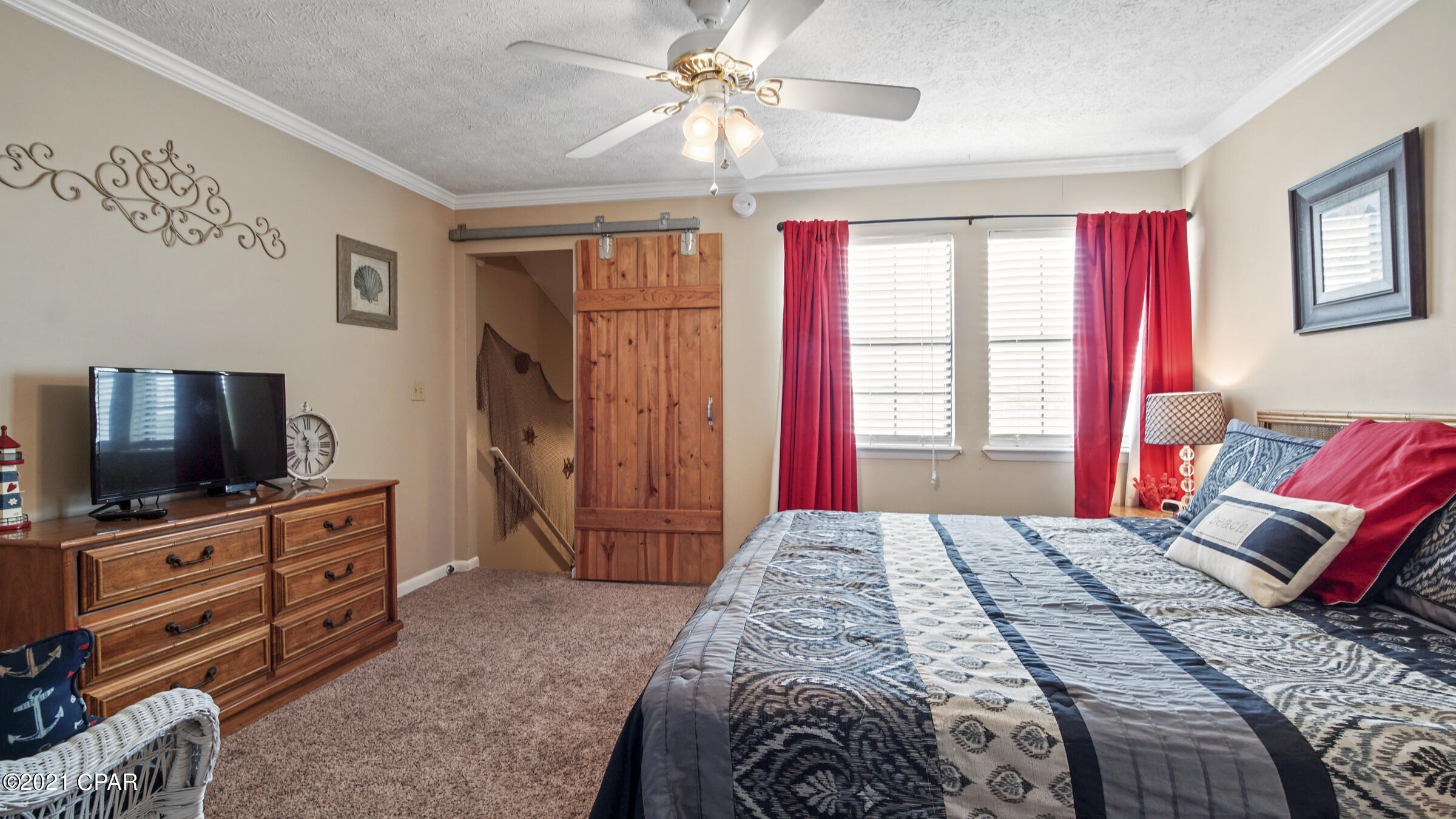 Lullwater Beach - Residential