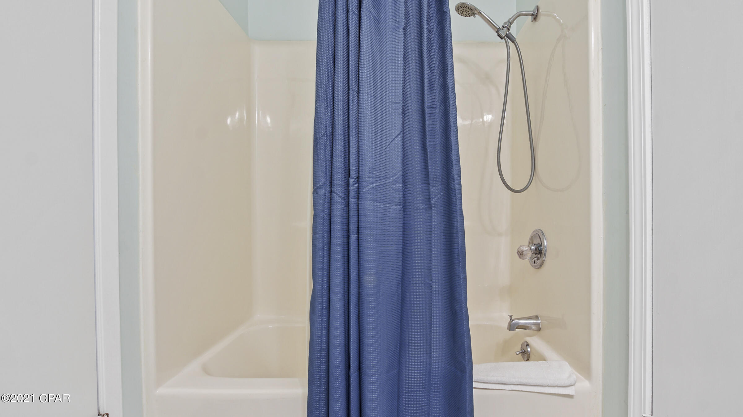 Lullwater Beach - Residential