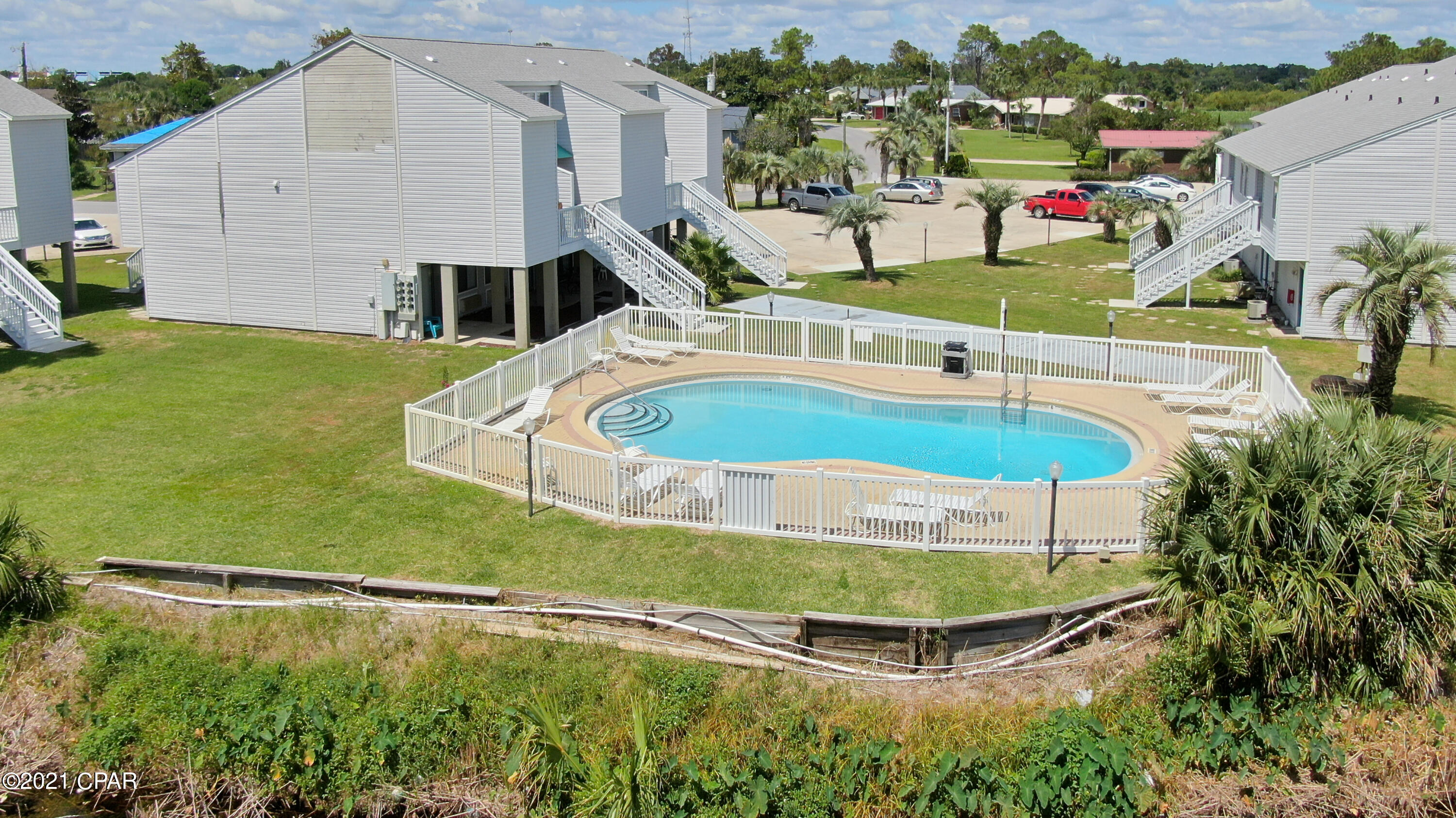 Lullwater Beach - Residential