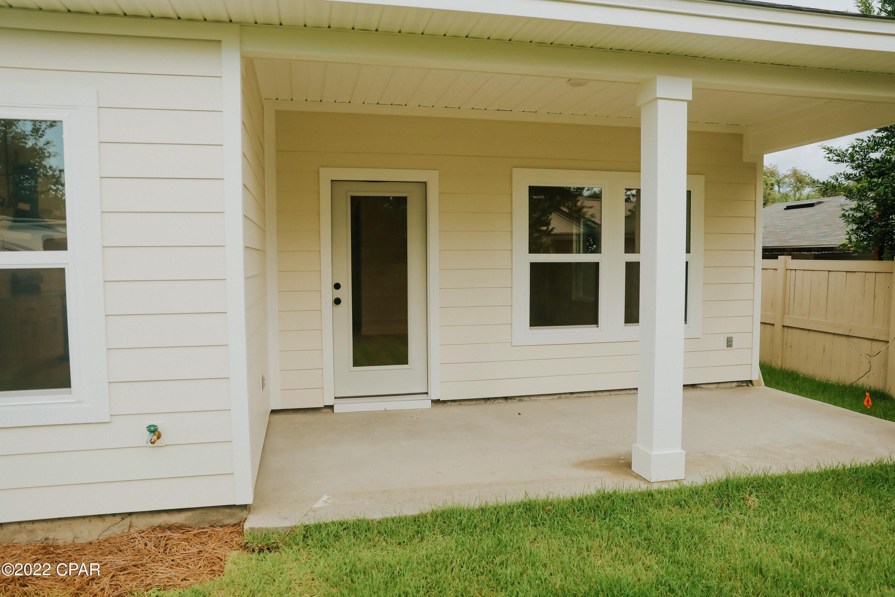 Cove Terrace 3rd Add - Residential