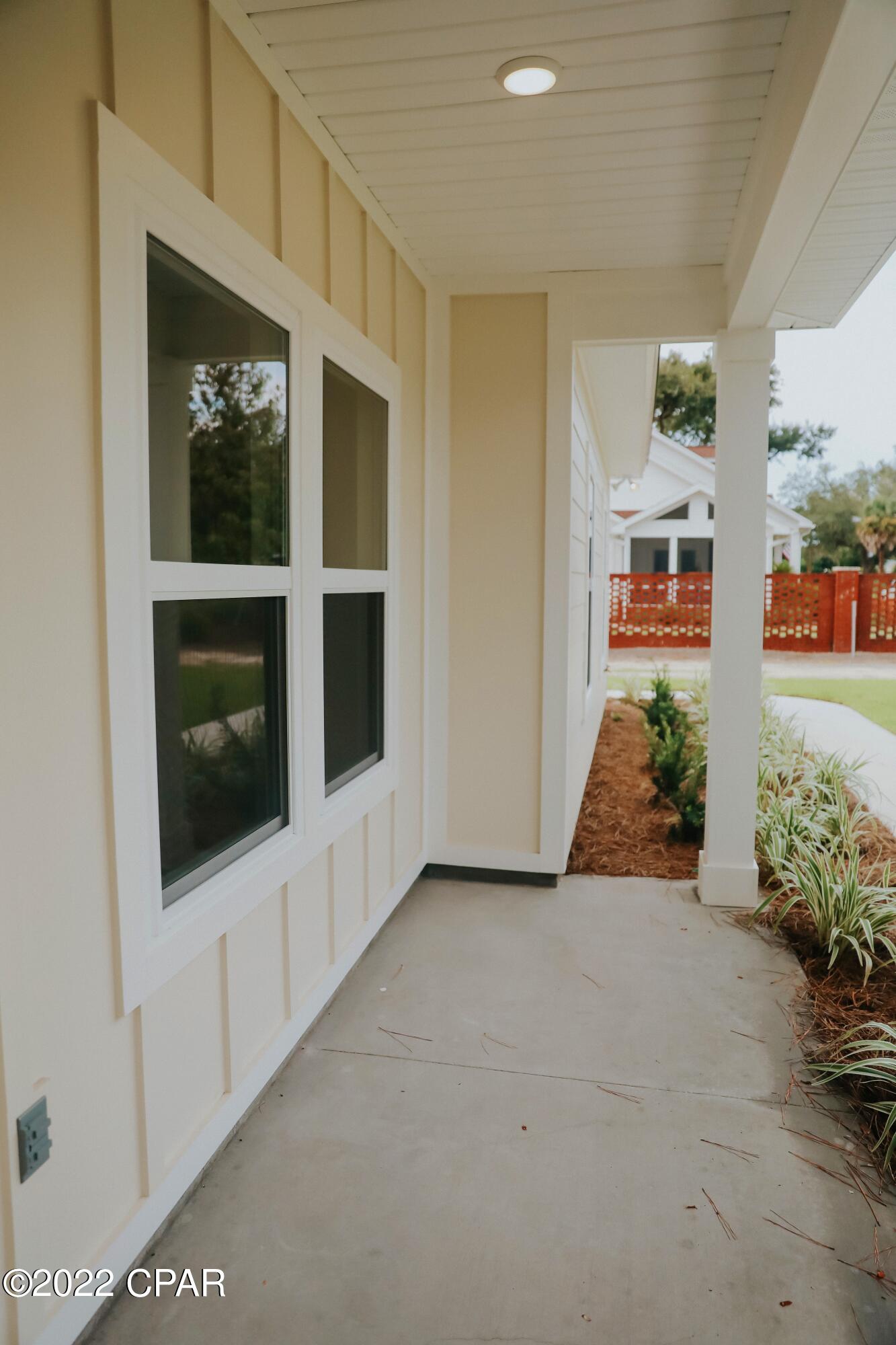 Cove Terrace 3rd Add - Residential