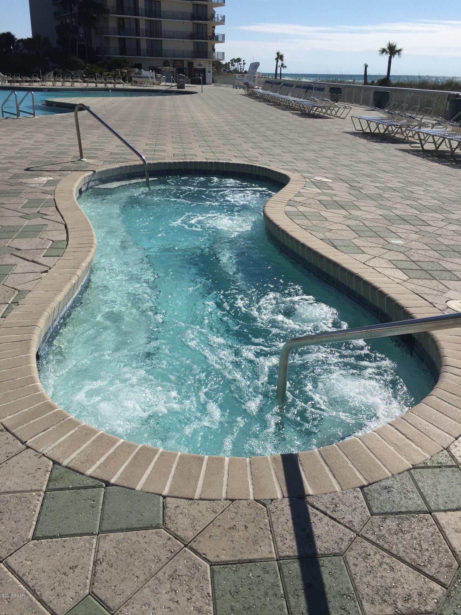 Edgewater Golf Villas 3B - Residential