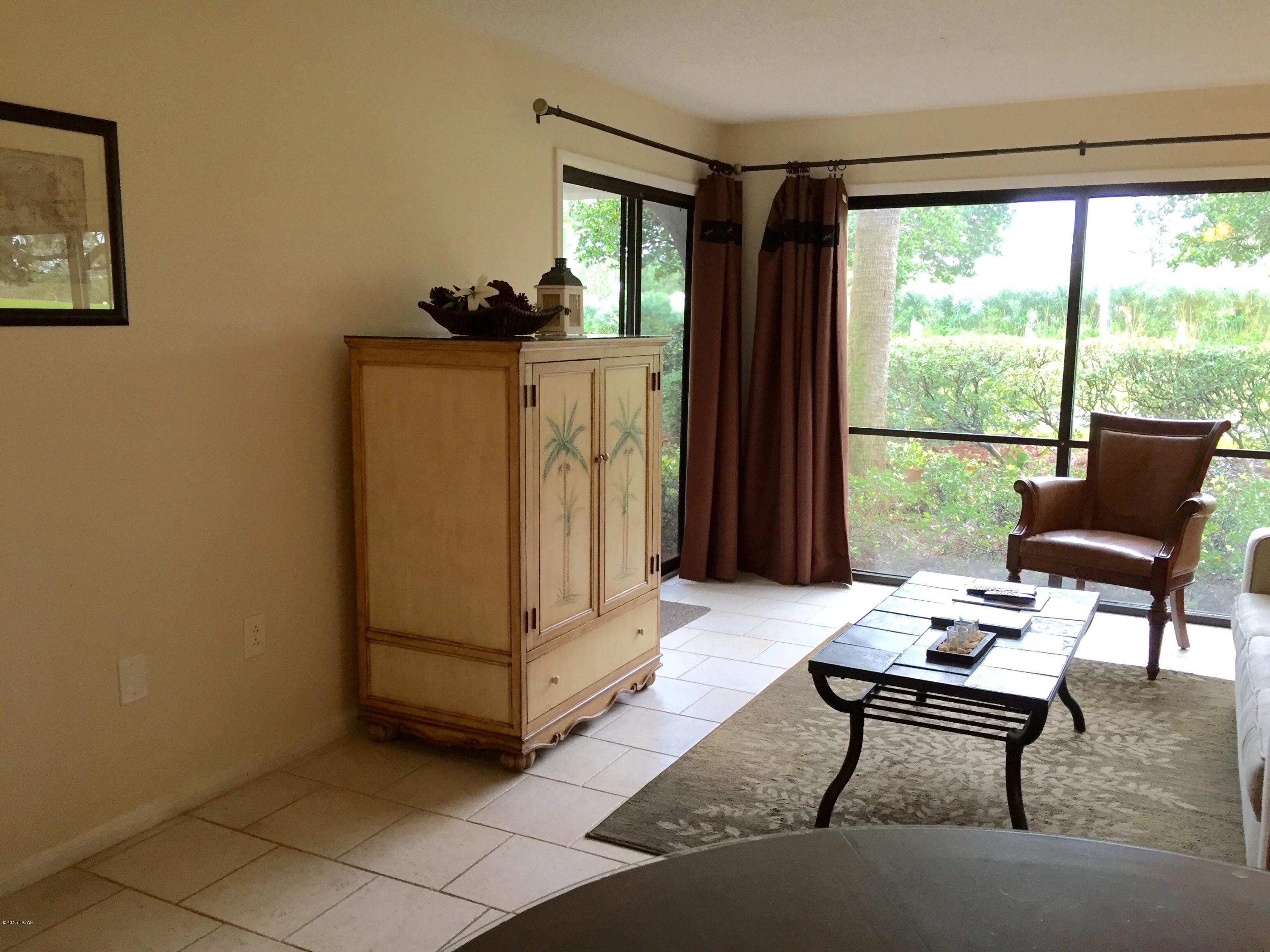 Edgewater Golf Villas 3B - Residential