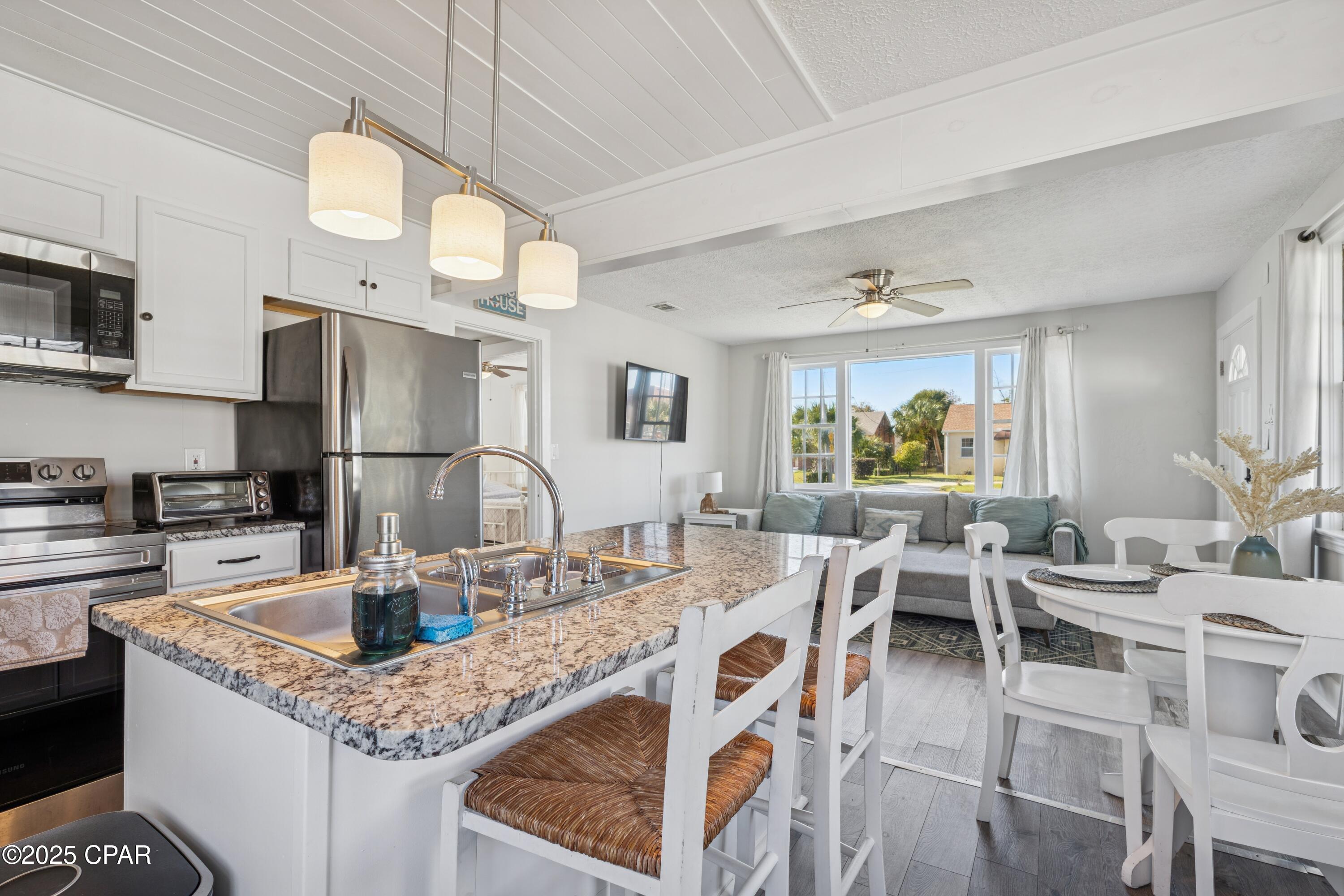 Pine-Lea 2nd - Residential