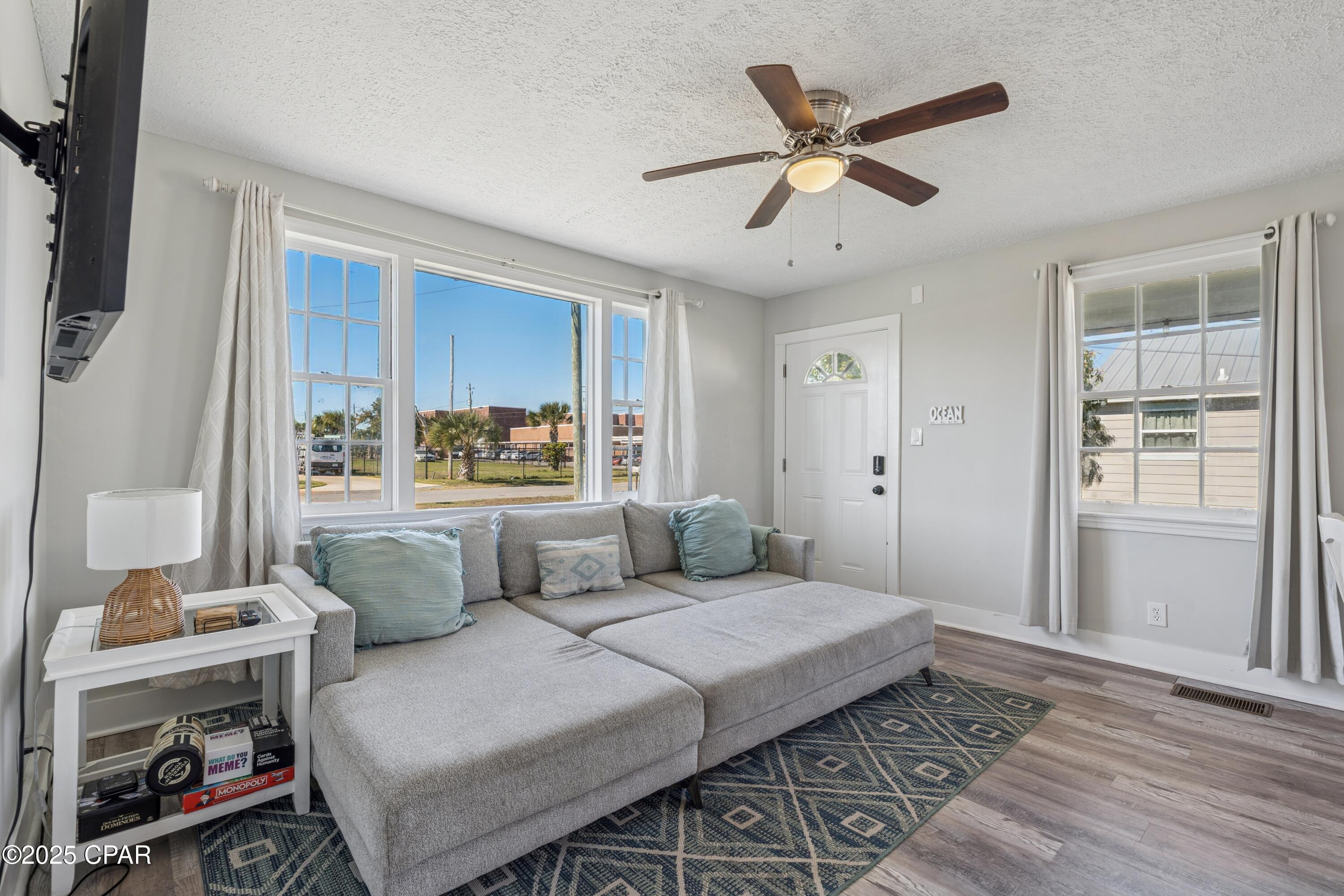 Pine-Lea 2nd - Residential