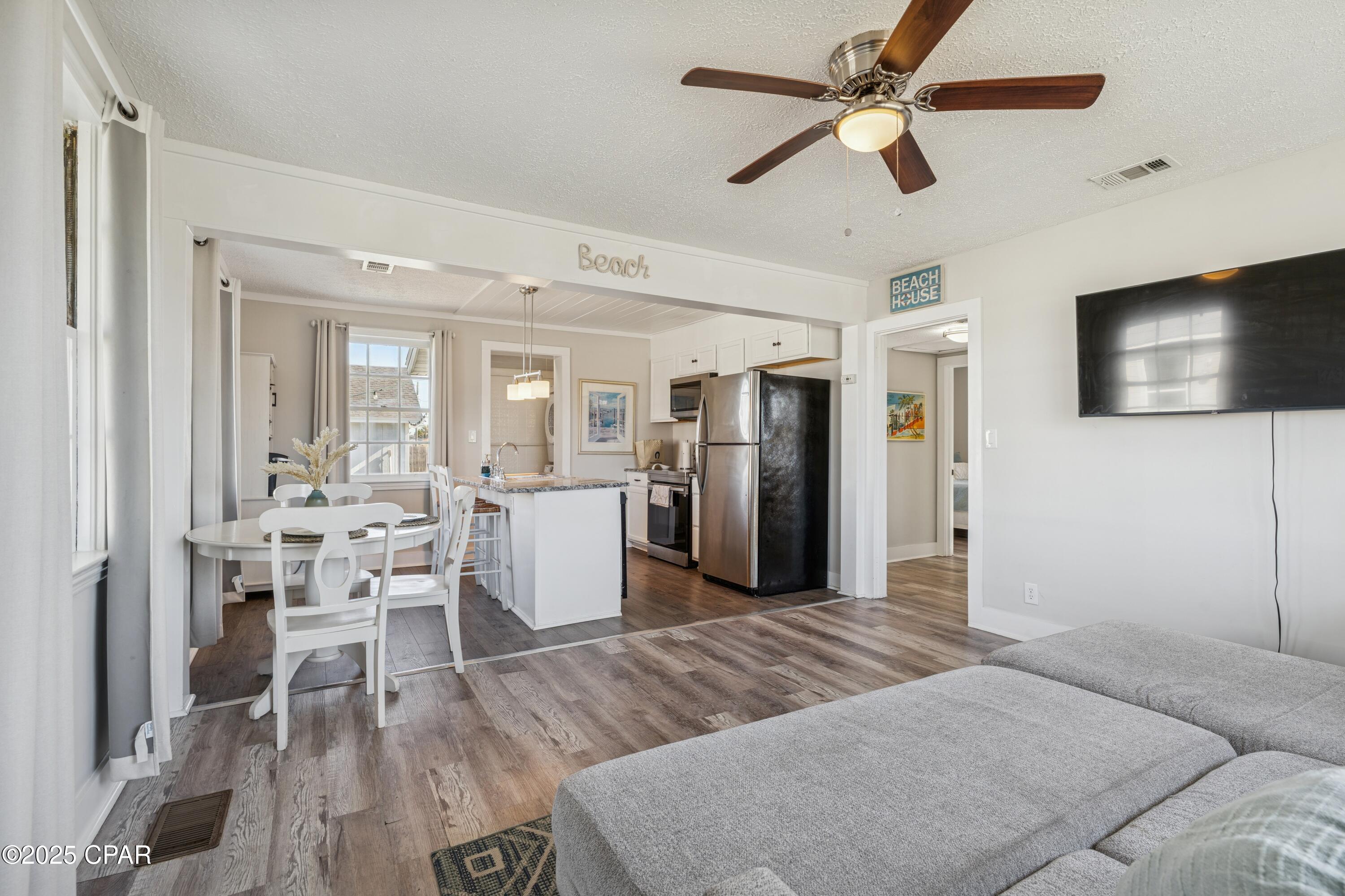 Pine-Lea 2nd - Residential