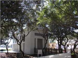 Carillon Beach Inn - Residential