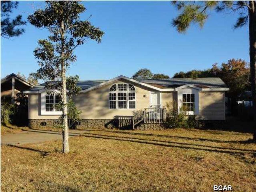 Spacious mobile home located close to Tyndall Air Force Base, shopping centers, restaurants and schools! Level backyard with storage shed! Vaulted ceilings throughout! Spacious living room with tons of natural light! Large kitchen with tons of cabinet storage and separate breakfast area! Large bedrooms! Don't miss out on this property! Show and submit your offer today!