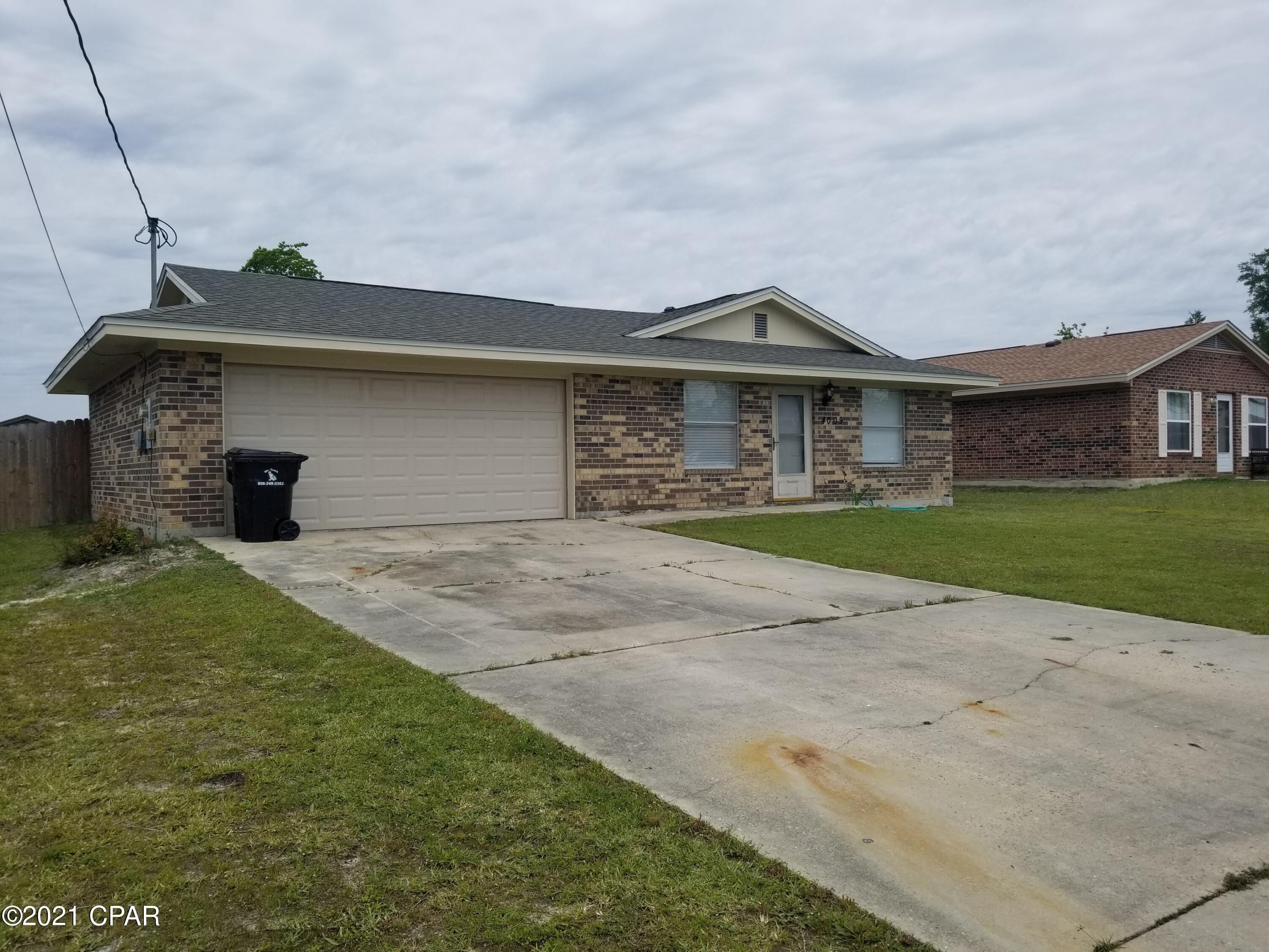 Towne & Country Lake Estates - Residential