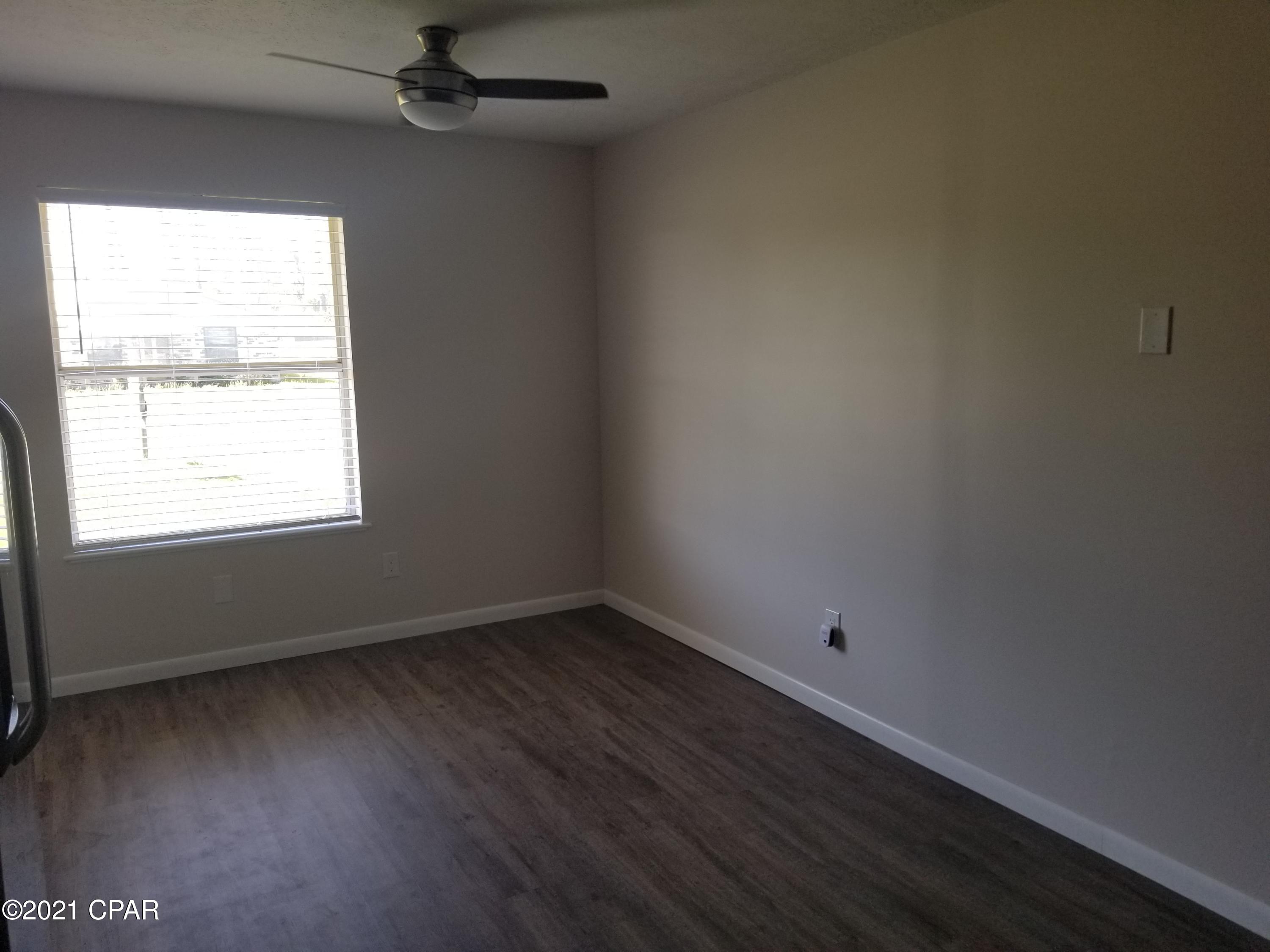 Towne & Country Lake Estates - Residential