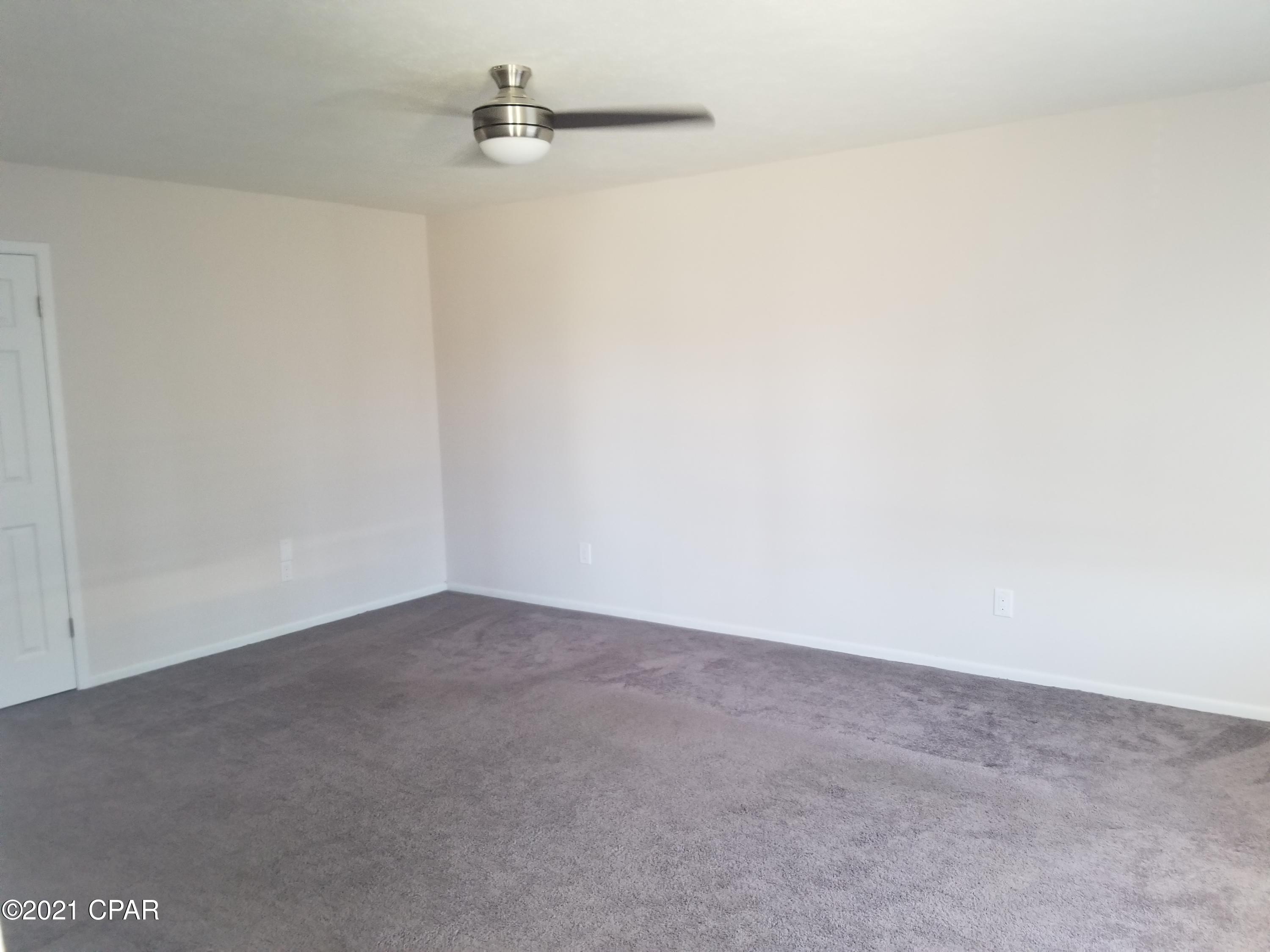 Towne & Country Lake Estates - Residential