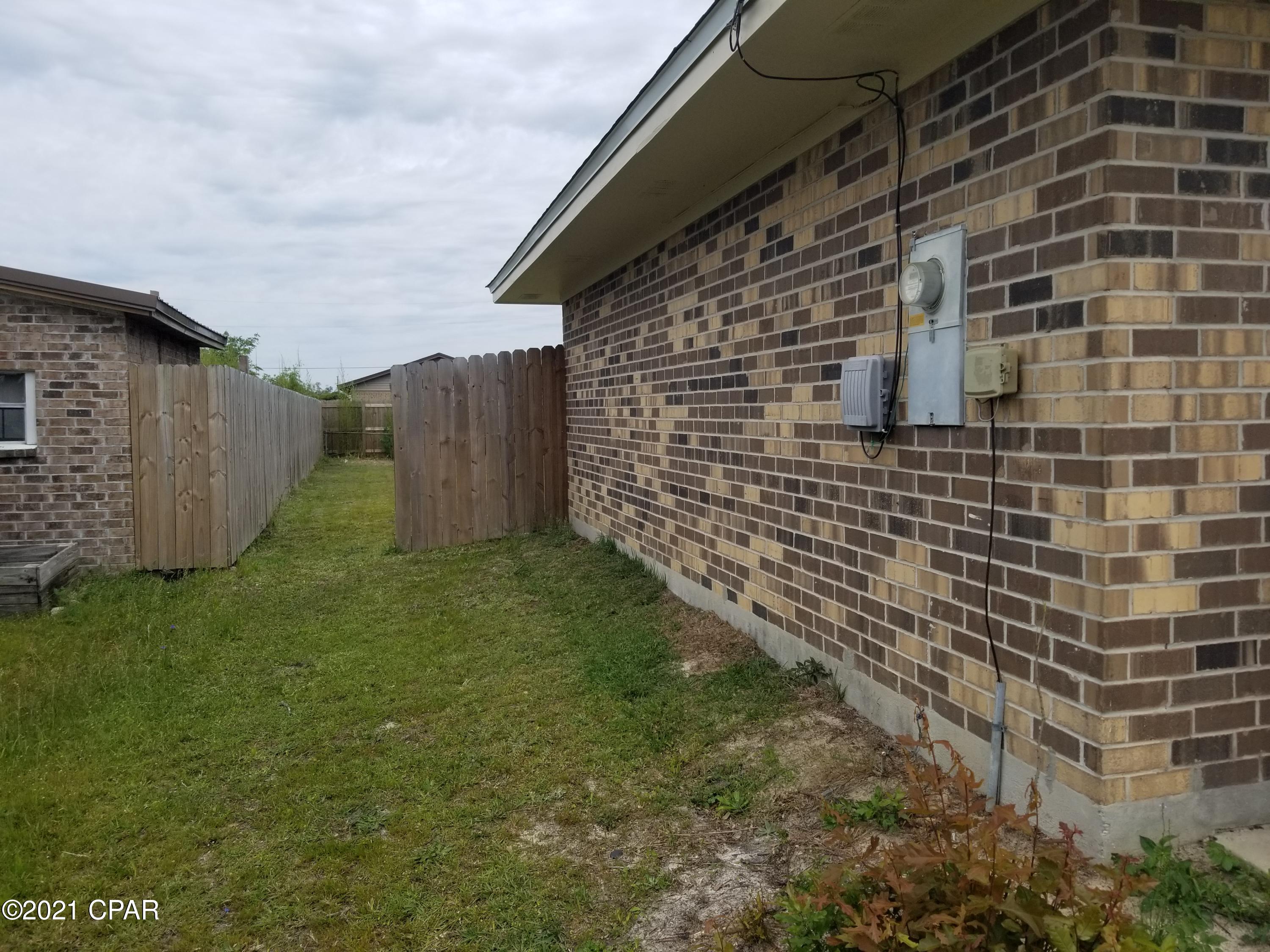 Towne & Country Lake Estates - Residential