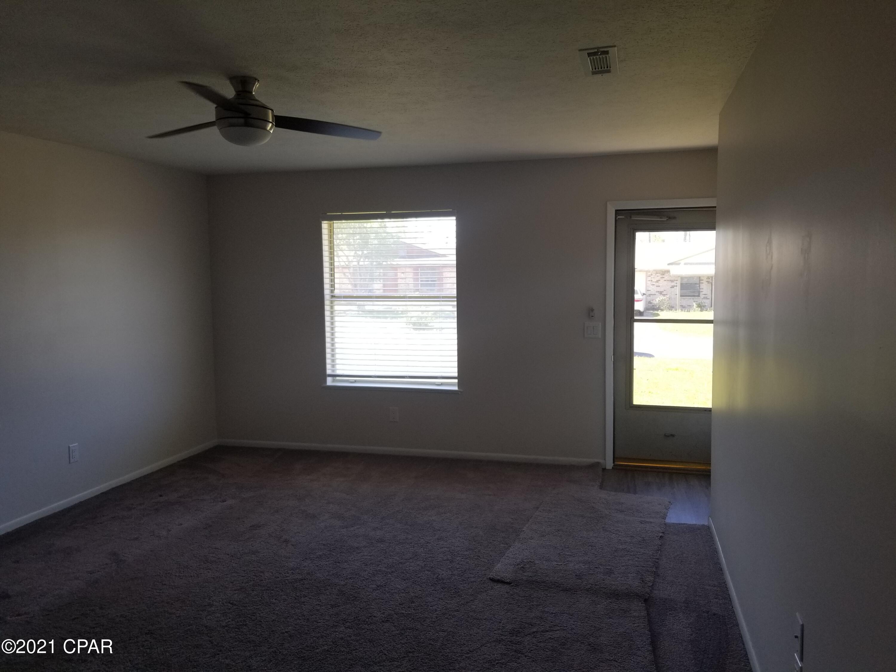 Towne & Country Lake Estates - Residential