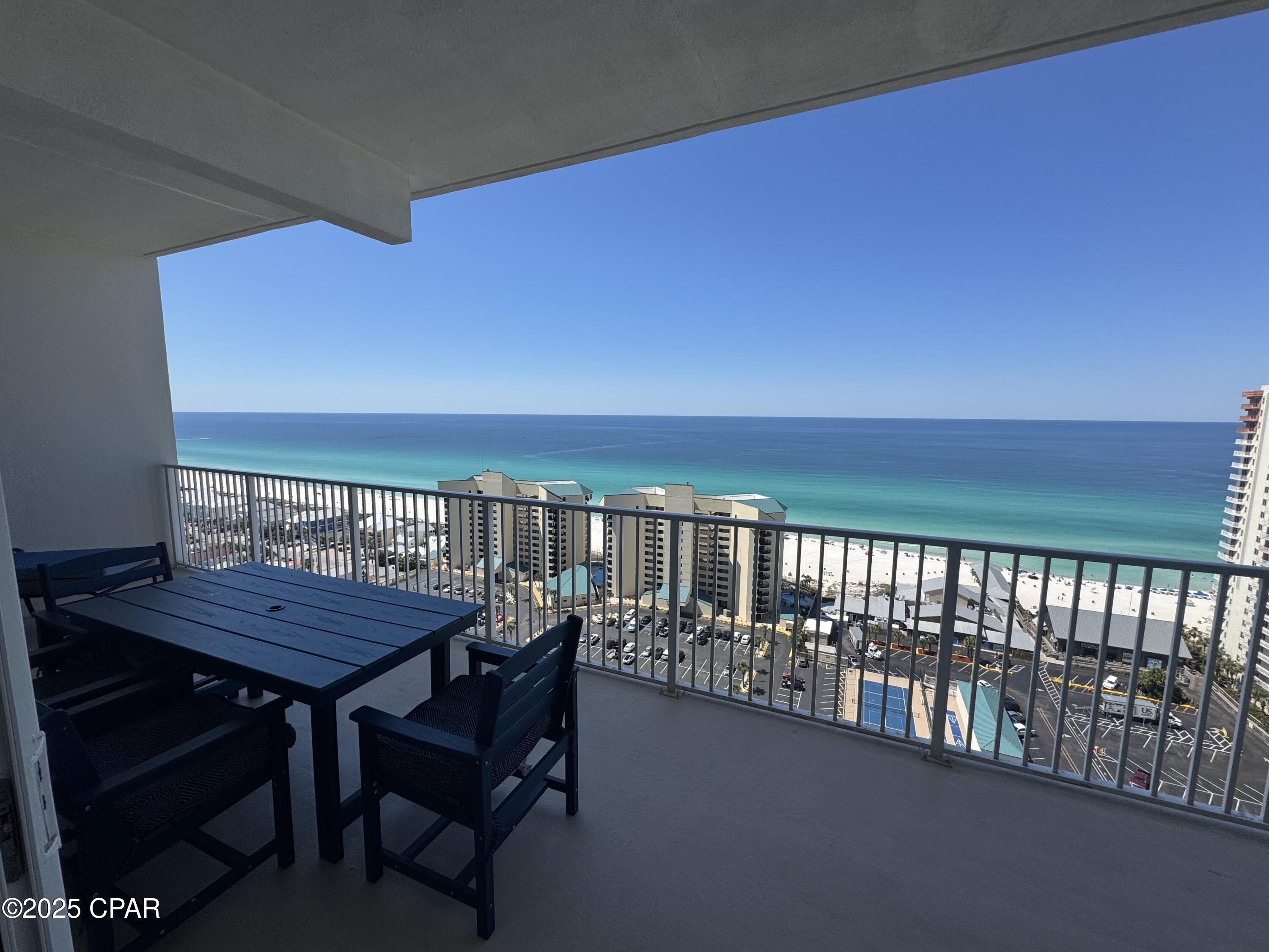 Laketown Wharf - Residential