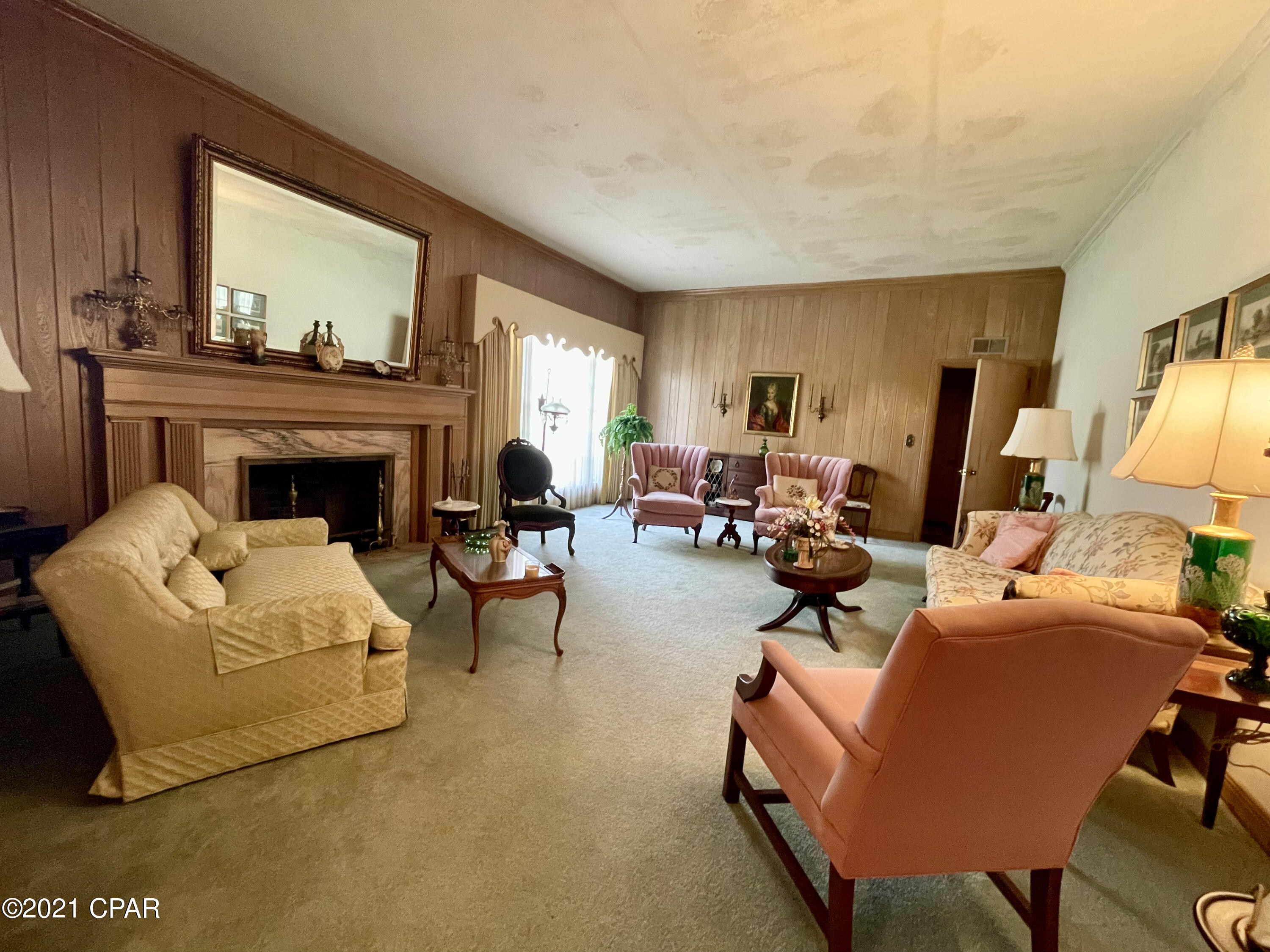 [No Recorded Subdiv] - Residential