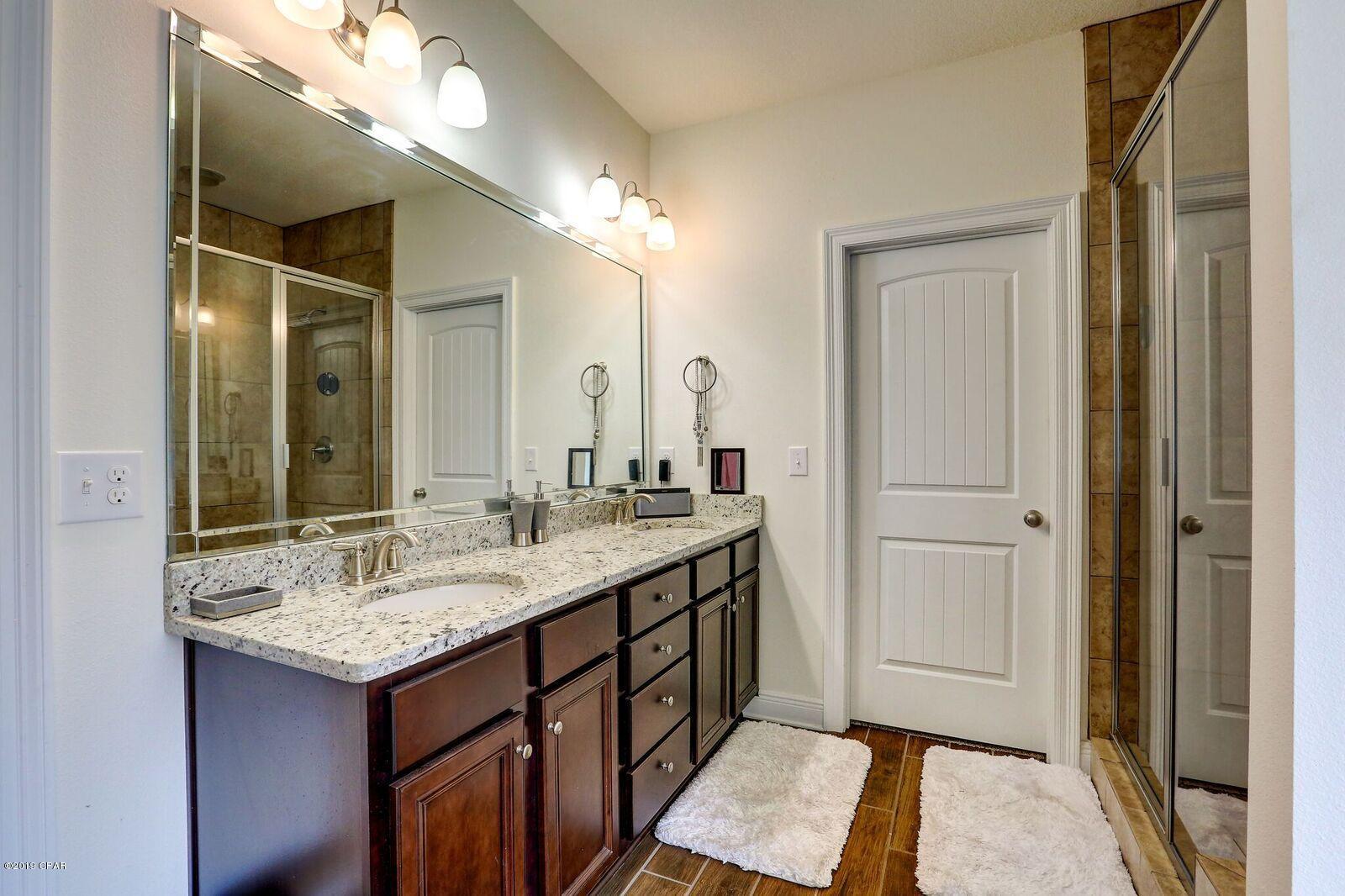 Village Of Mill Bayou/Shoreline Village Ph 1A - Residential