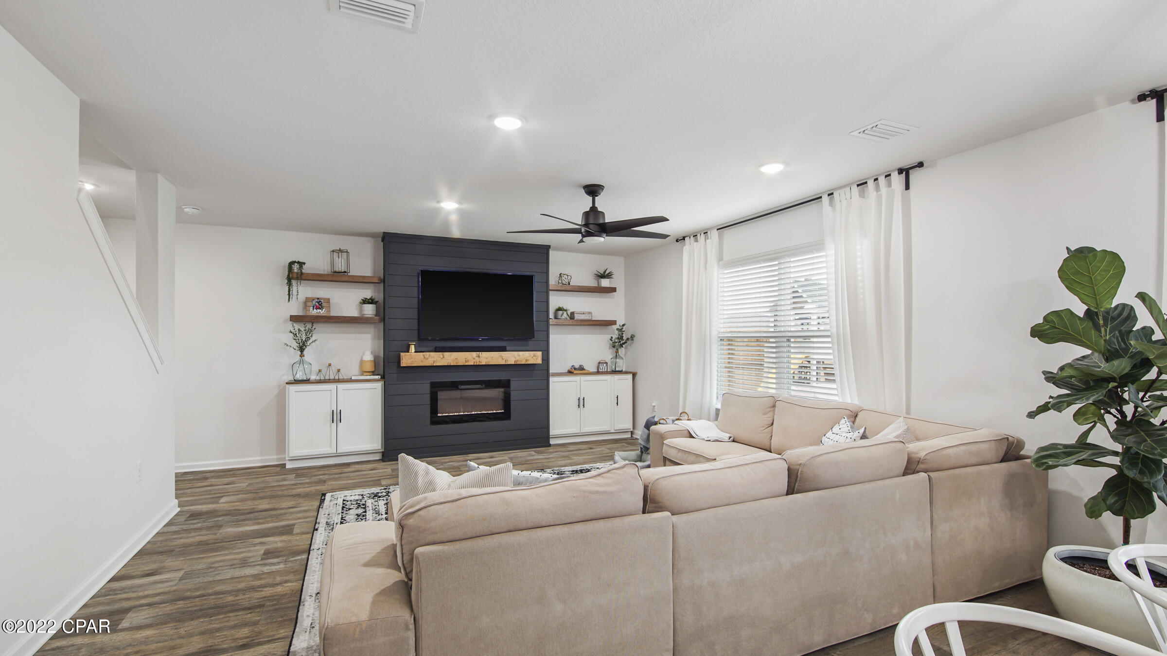 Bridge Harbor - Residential Lease