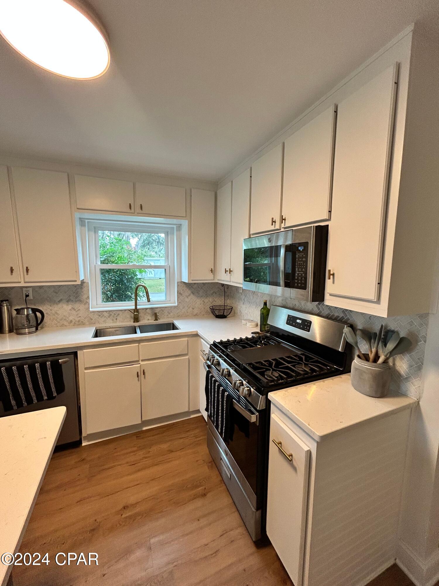 [No Recorded Subdiv] - Residential Lease