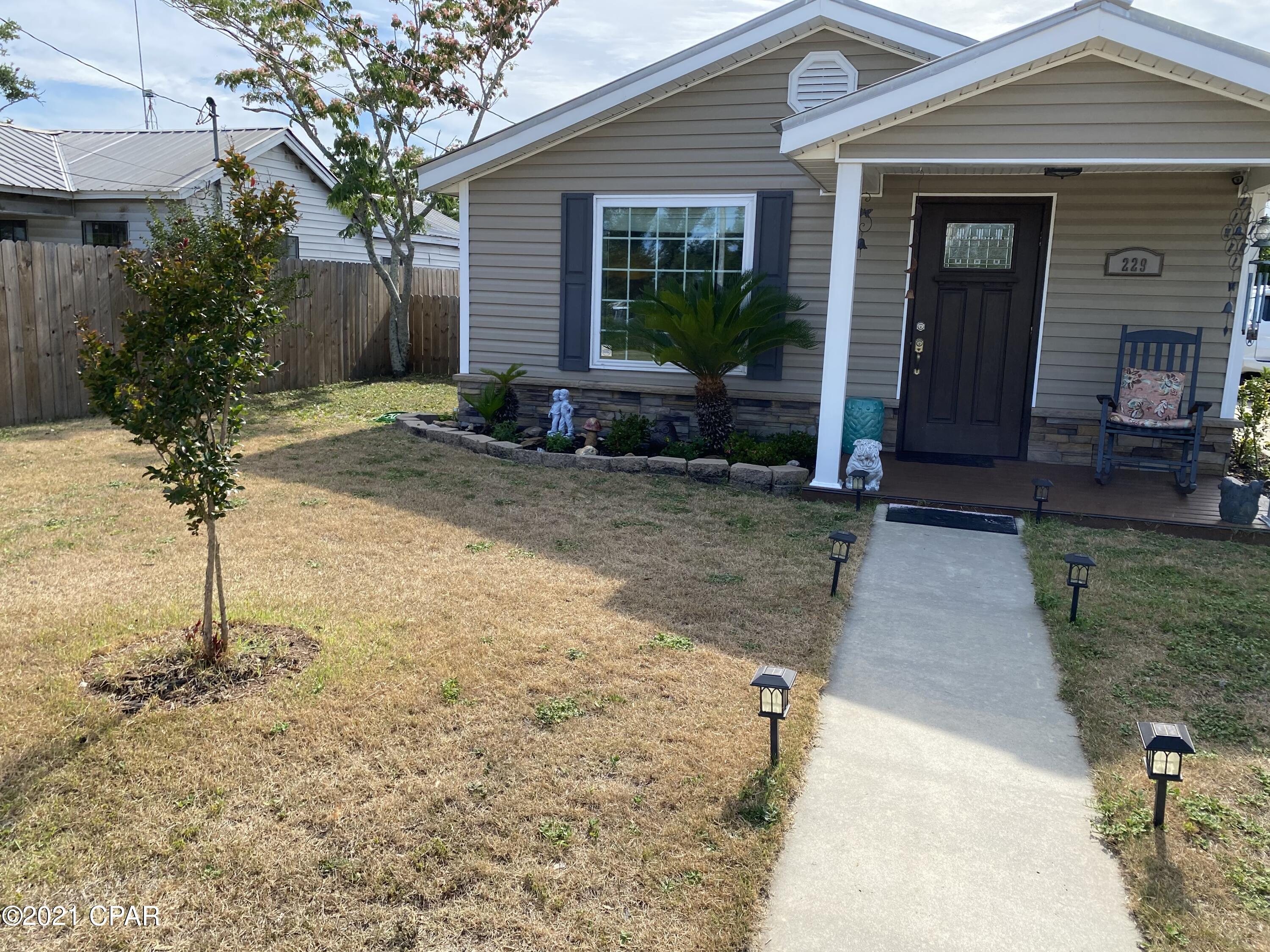 Keiths Bay Harbor Add - Residential