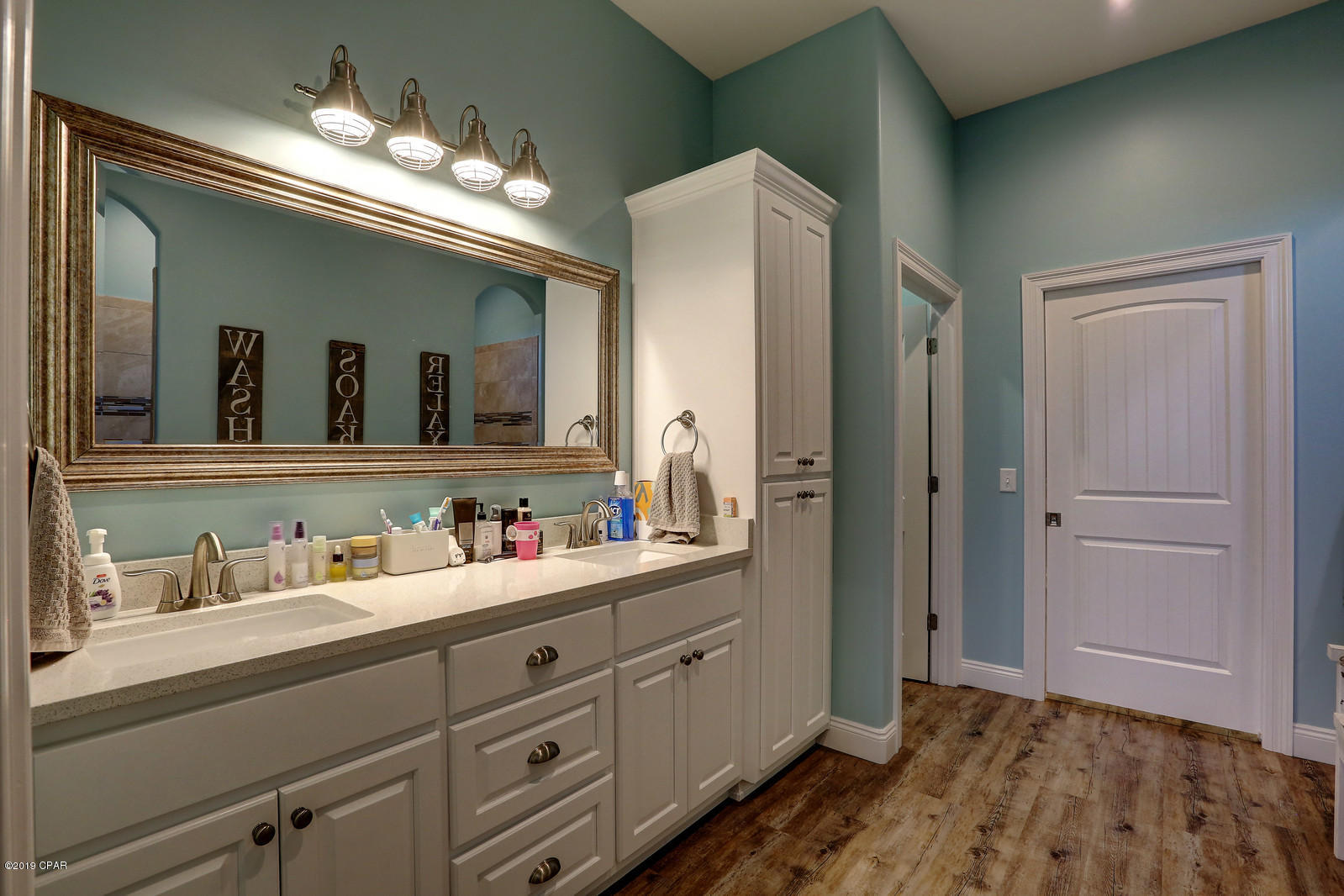 Kirkland Manor - Residential