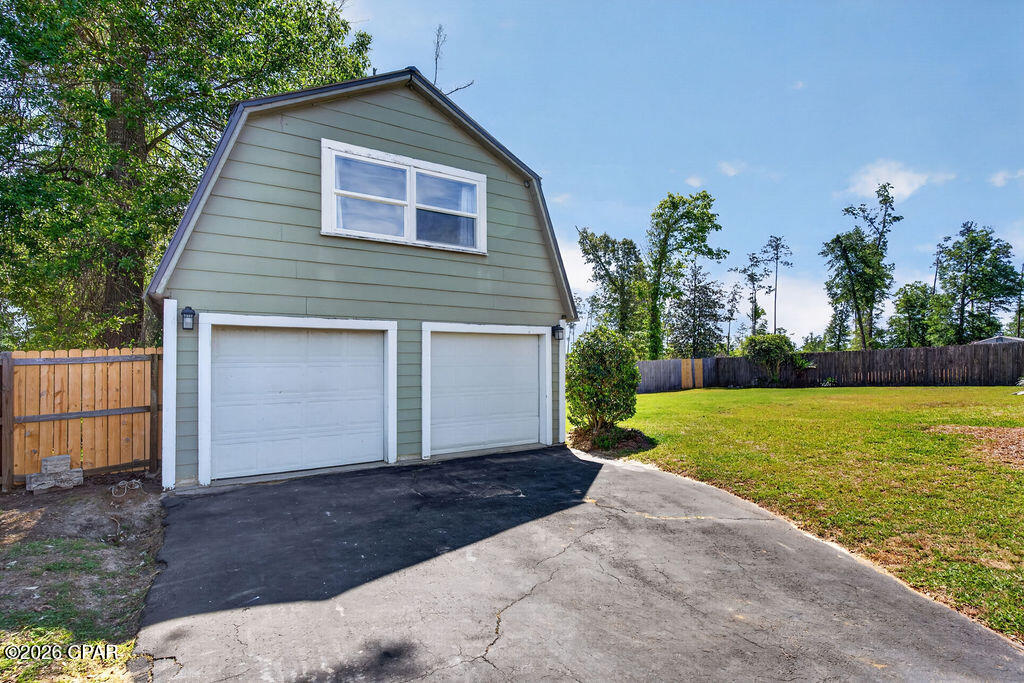 [No Recorded Subdiv] - Residential