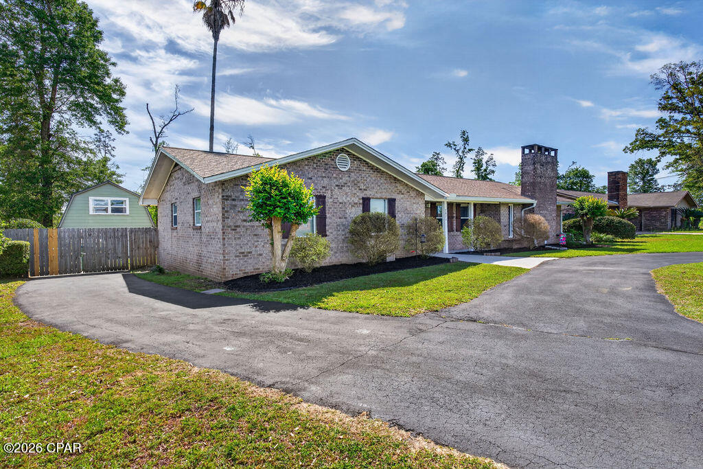 [No Recorded Subdiv] - Residential