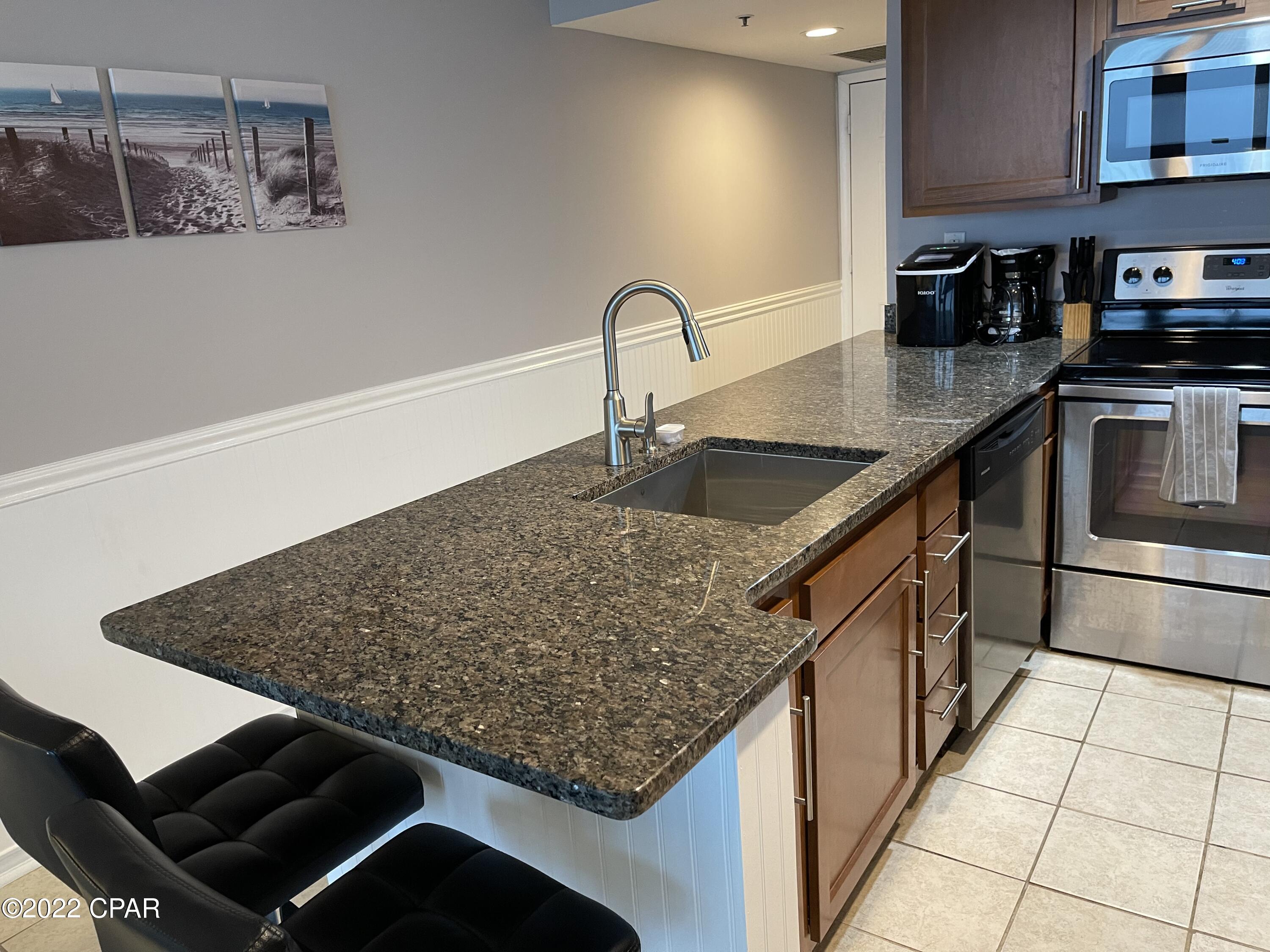 Sunbird Condo - Residential