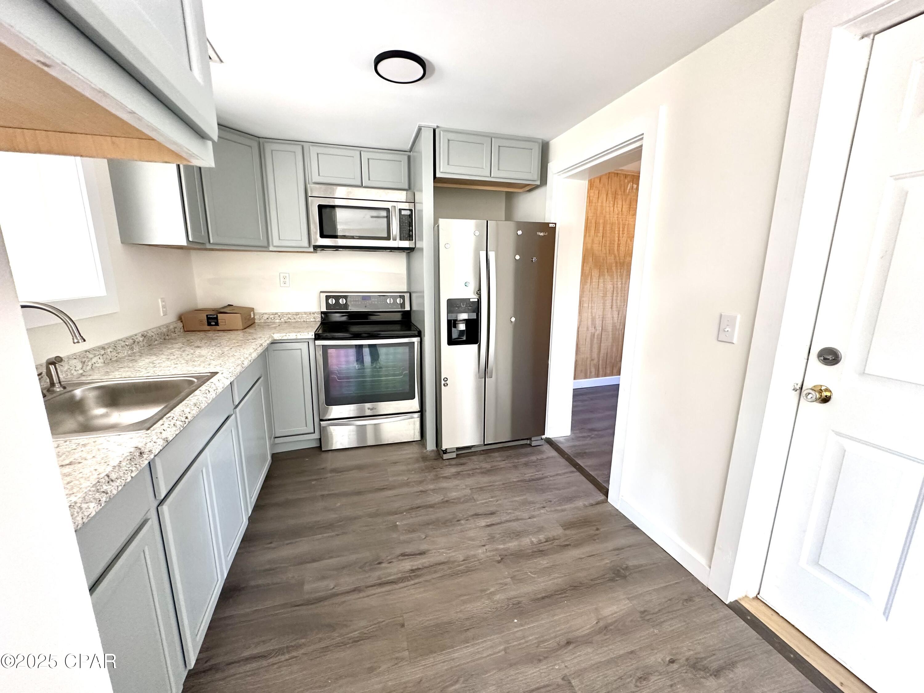 [No Recorded Subdiv] - Residential