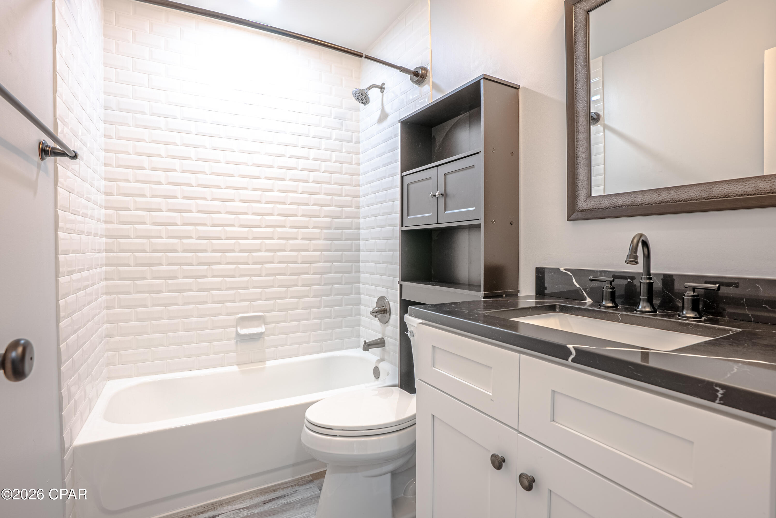 Baywood Shores Est Unit 4 - Residential