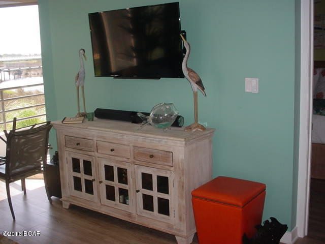 Lagoon Towers Phase I - Residential