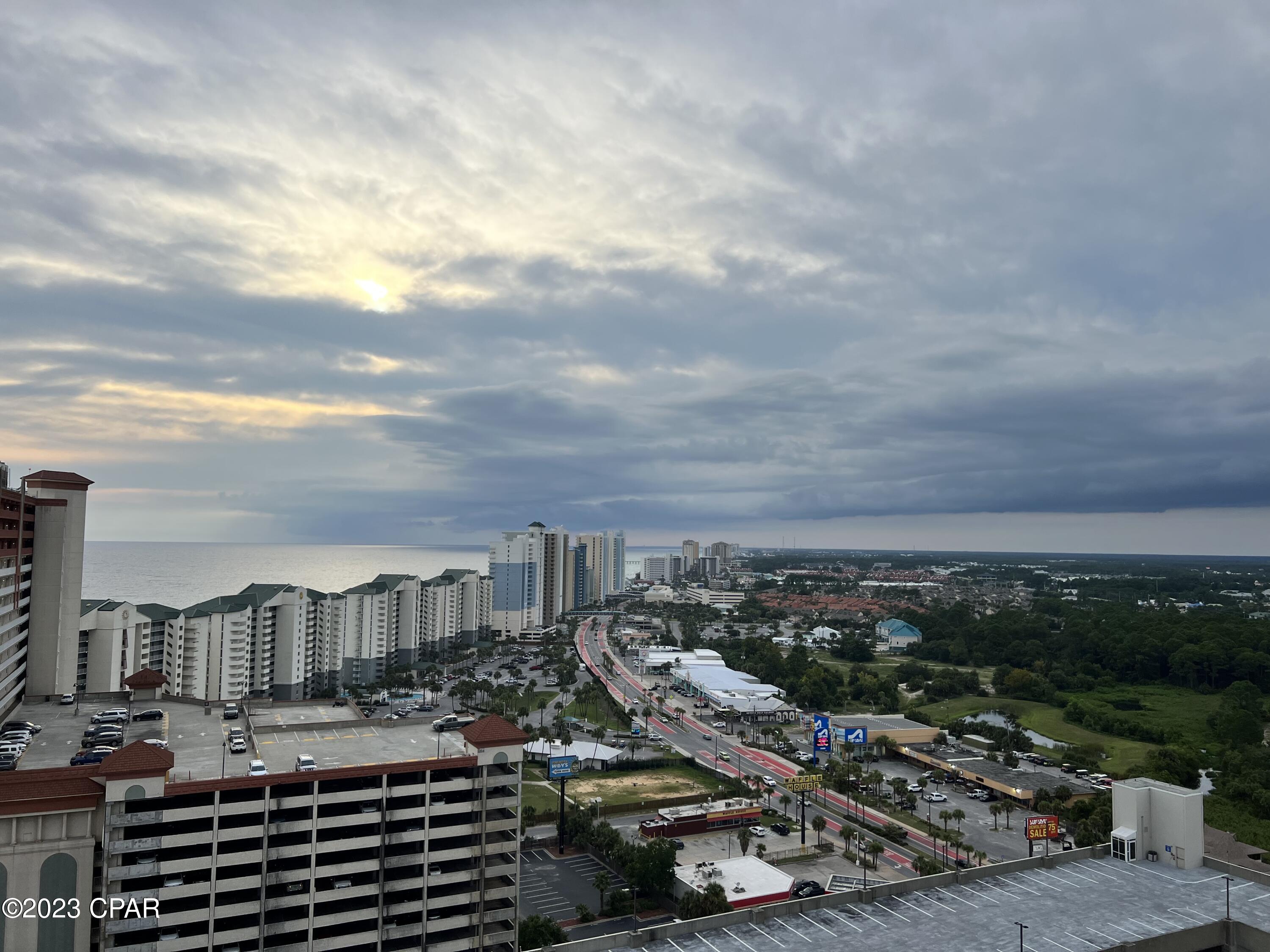 Laketown Wharf - Residential