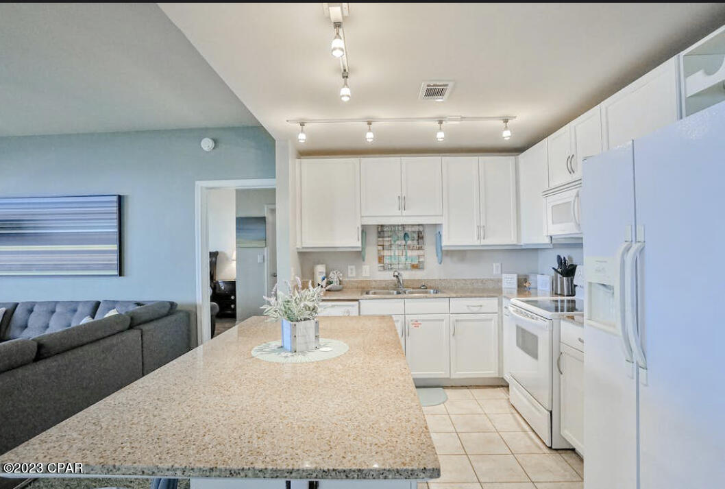 Laketown Wharf - Residential