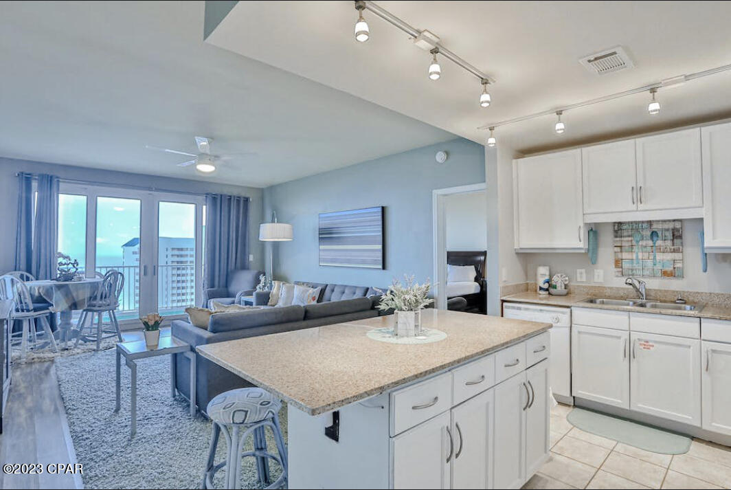 Laketown Wharf - Residential