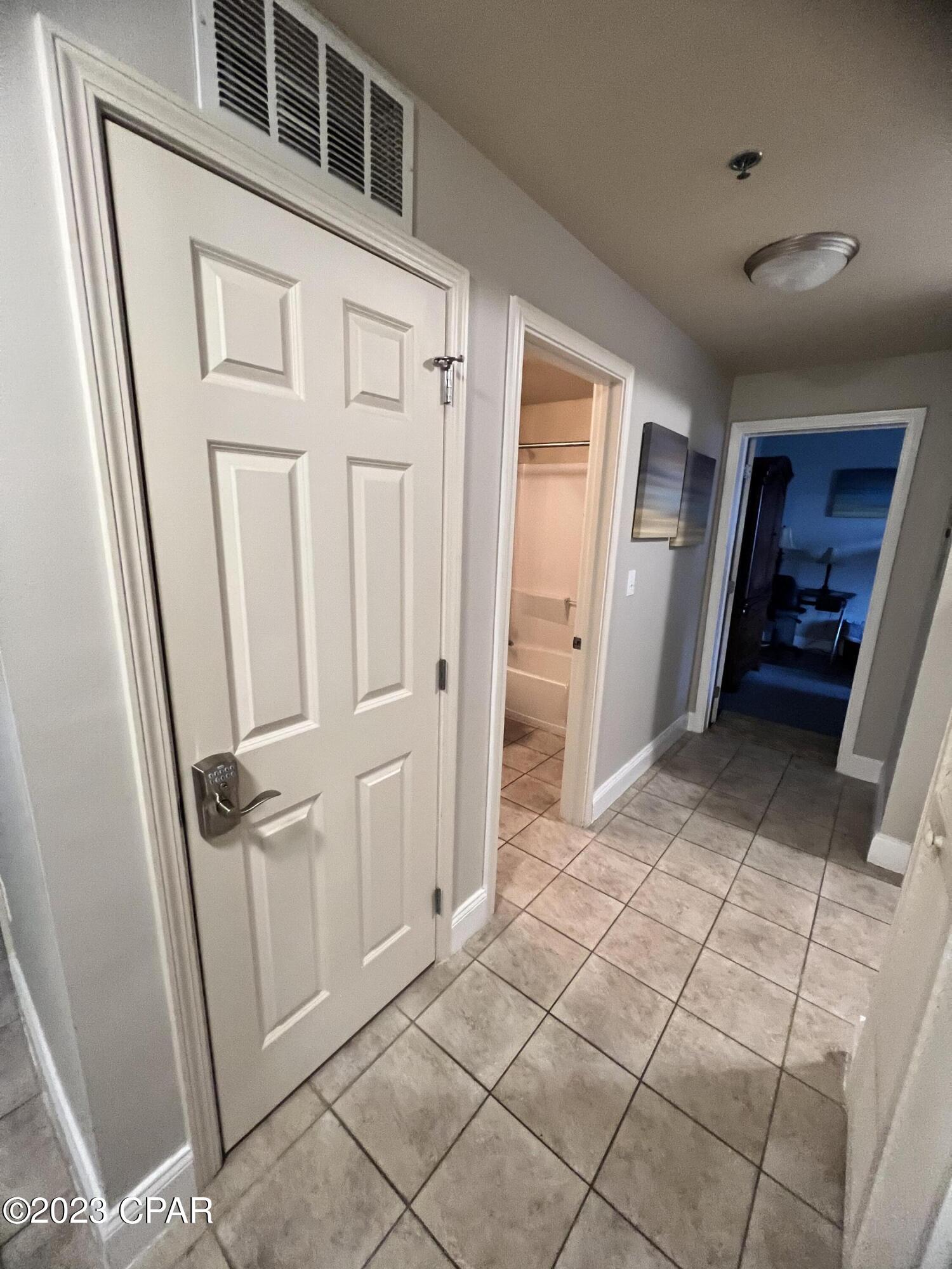 Laketown Wharf - Residential