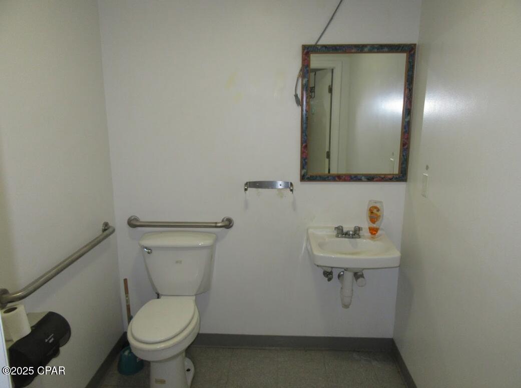 No Named Subdivision - Commercial Lease