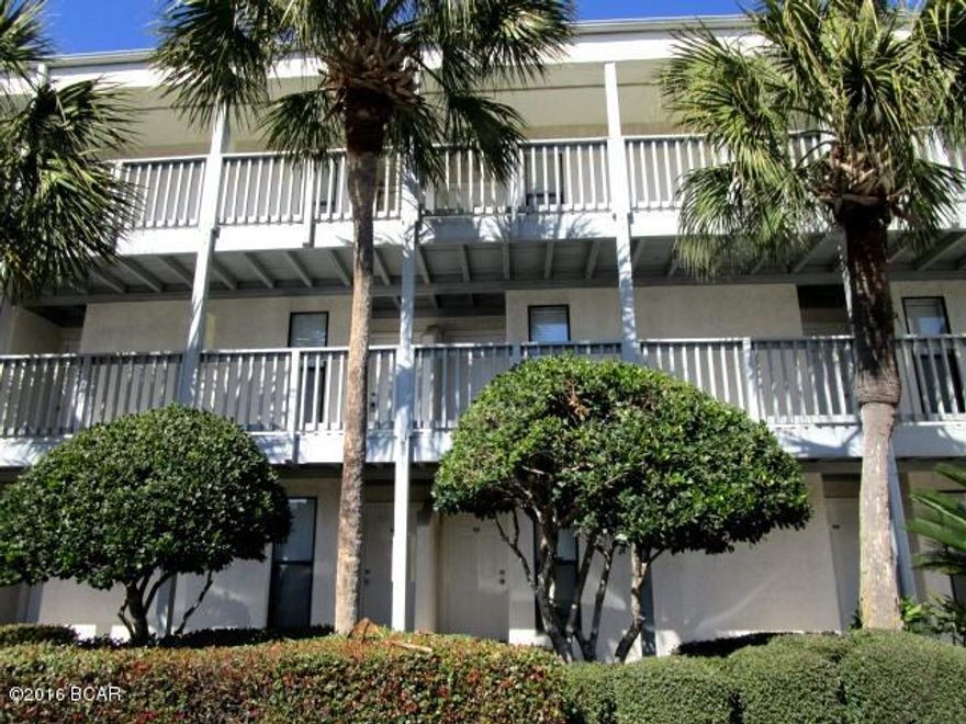 IMMACULATE one-bedroom, ground-floor, furnished unit in one of the best locations in Endless Summer!  Situated at the front of the complex, it is a very short walk to the public access that is directly across the street and the unit's patio overlooks the pool area.  The kitchen has stainless-steel appliances with a breakfast bar open to the living/dining area, and the full bath has been updated, as well.  If you are looking for the perfect weekend get-a-way and just a great rental, this is it!
