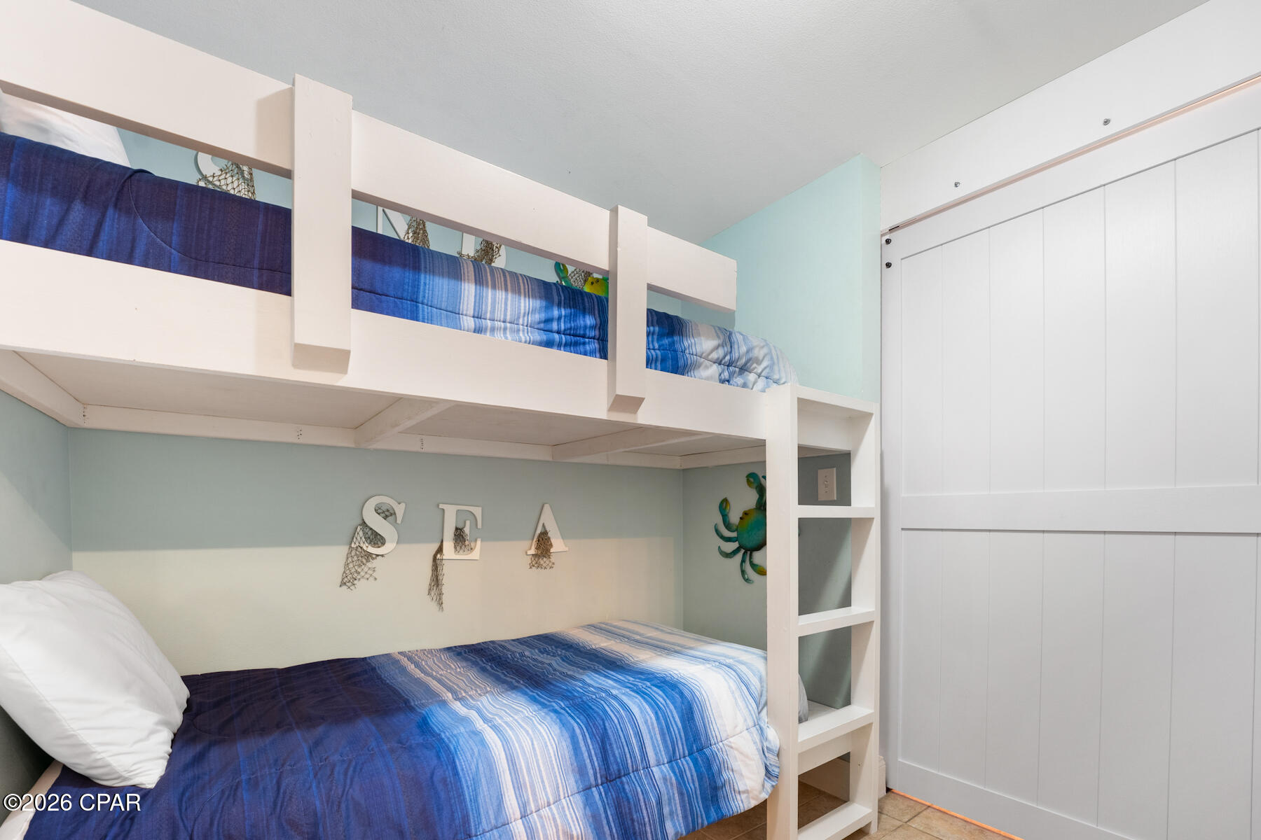 Laketown Wharf - Residential