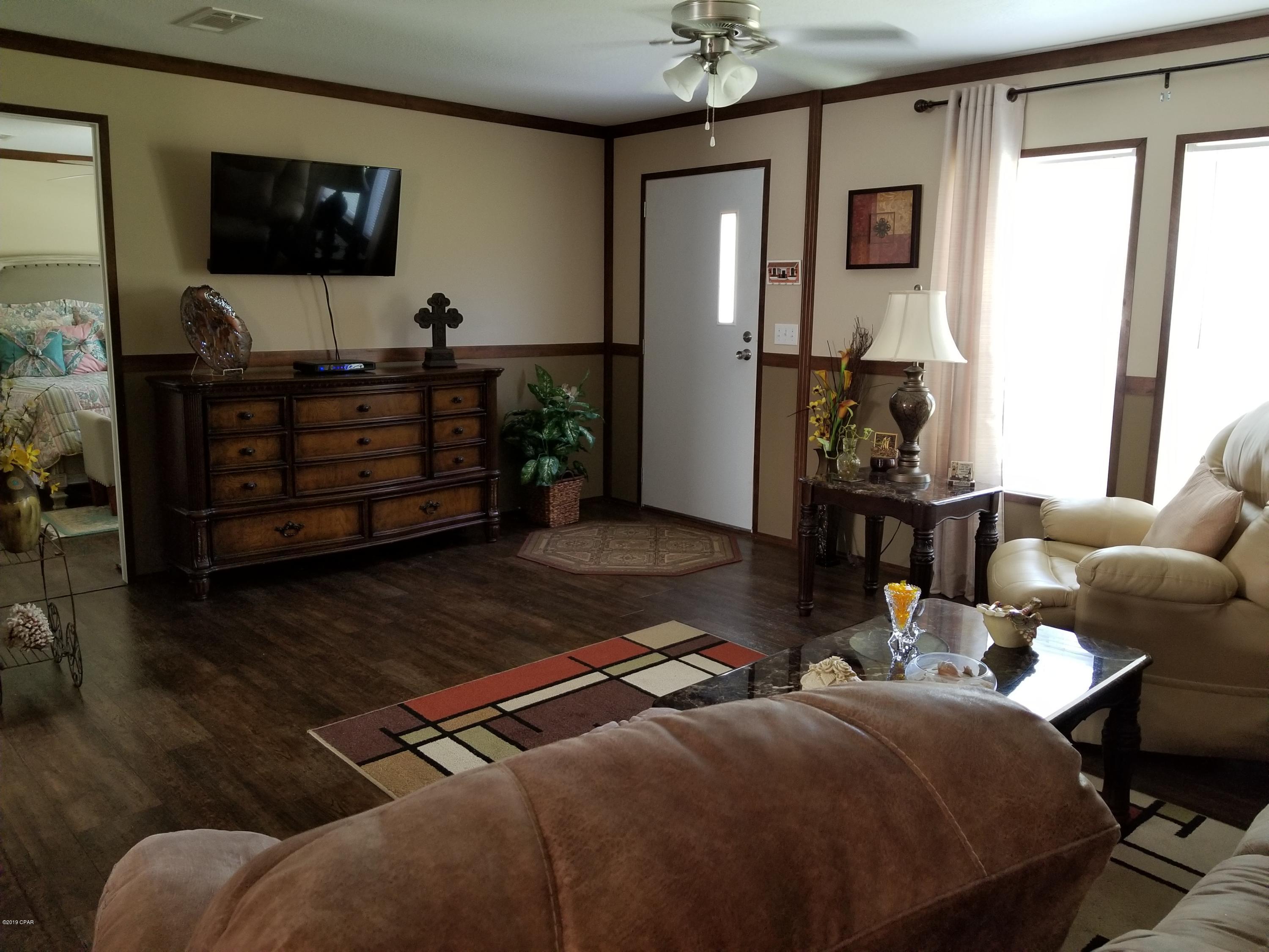 Leisure Lakes - Residential