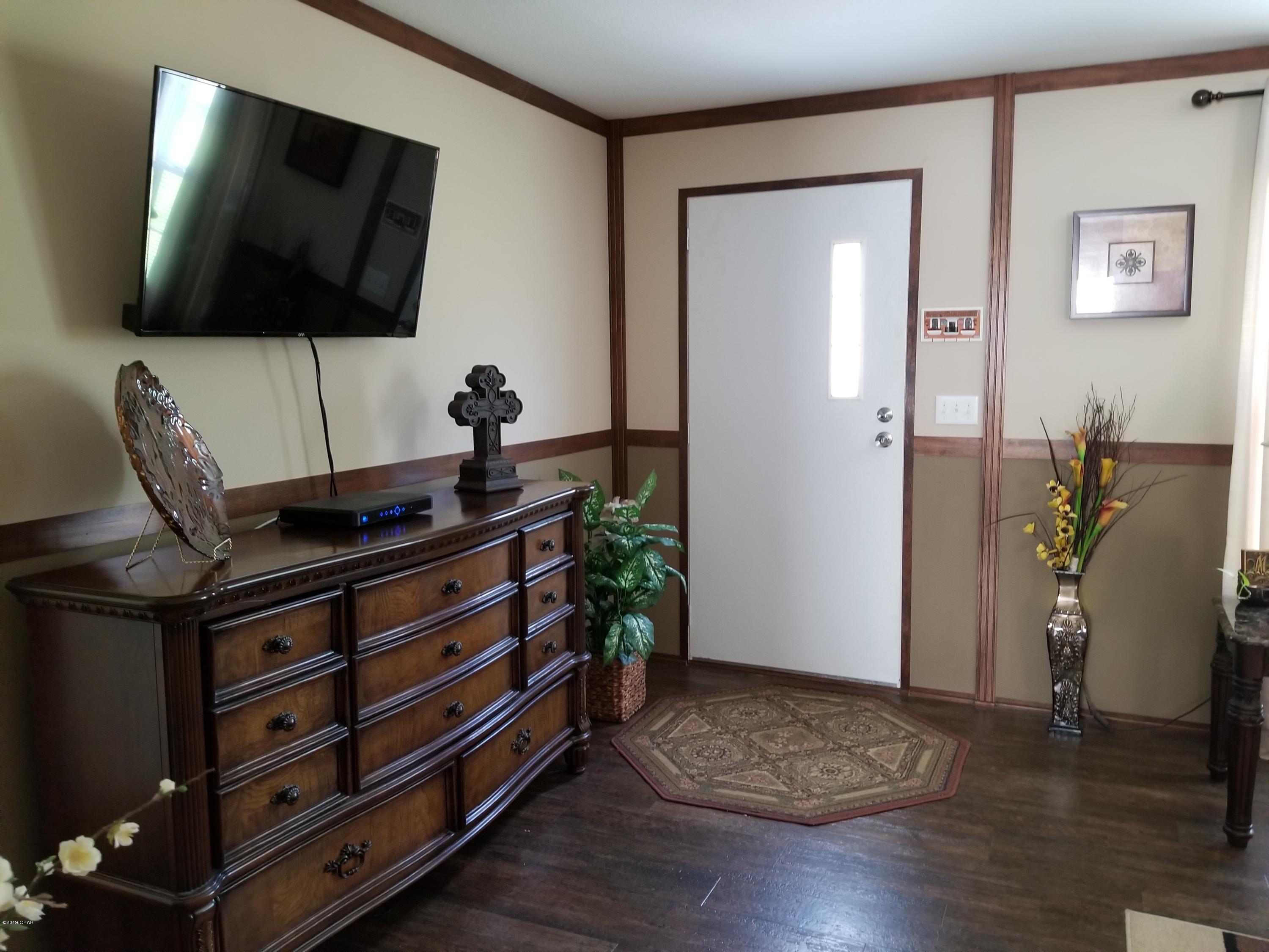 Leisure Lakes - Residential