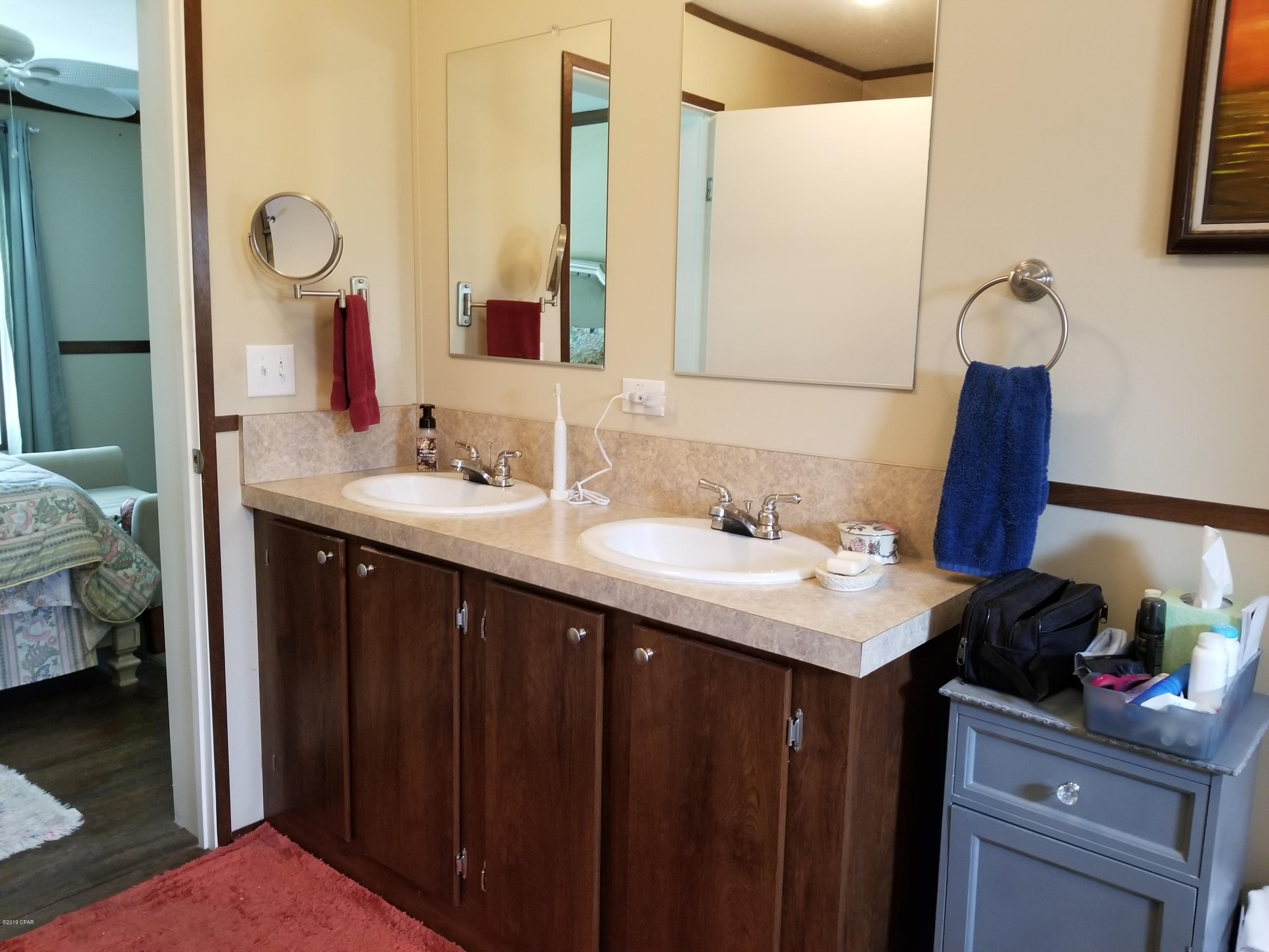 Leisure Lakes - Residential