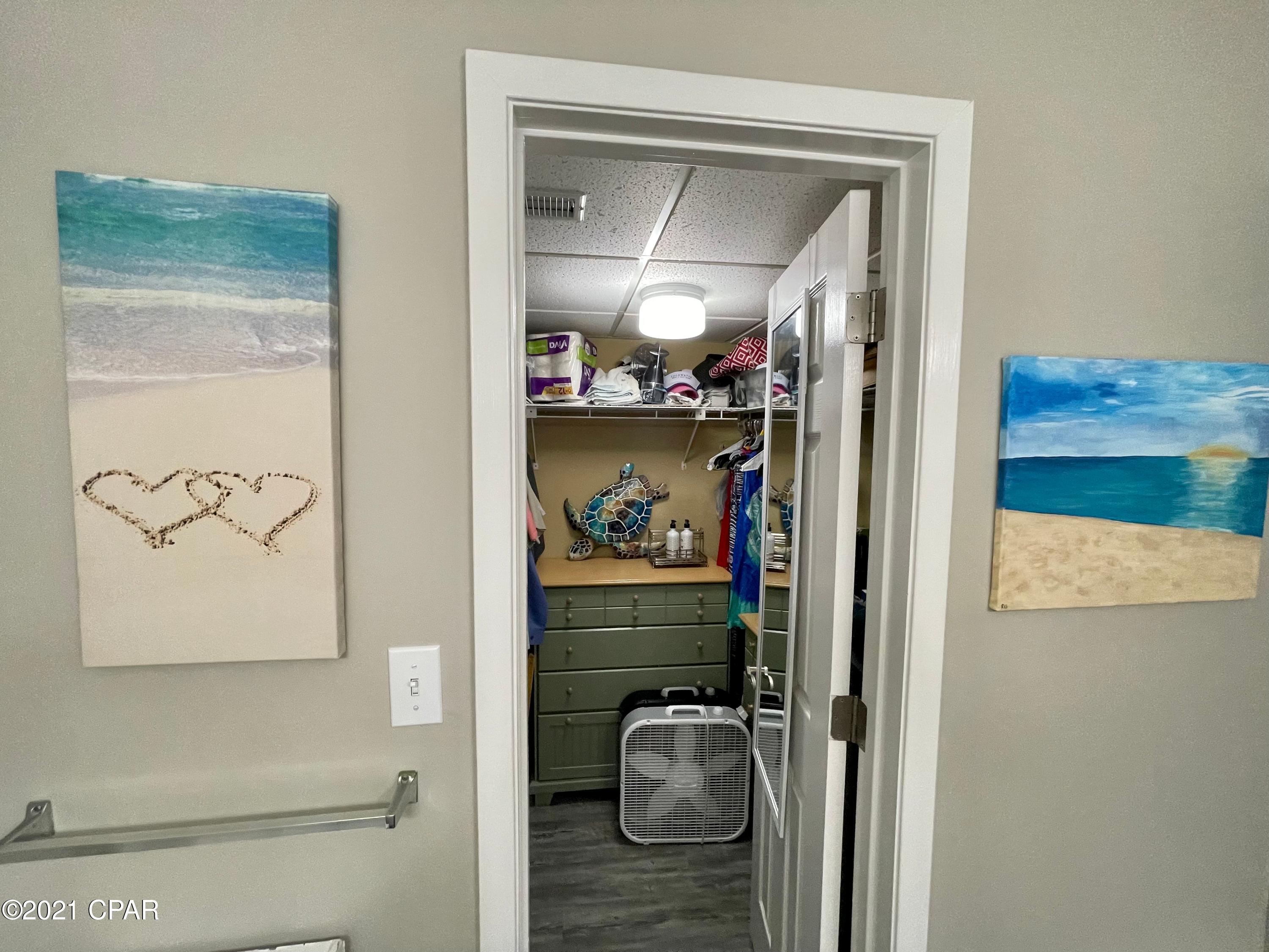 River Oaks Tennis Villas - Residential