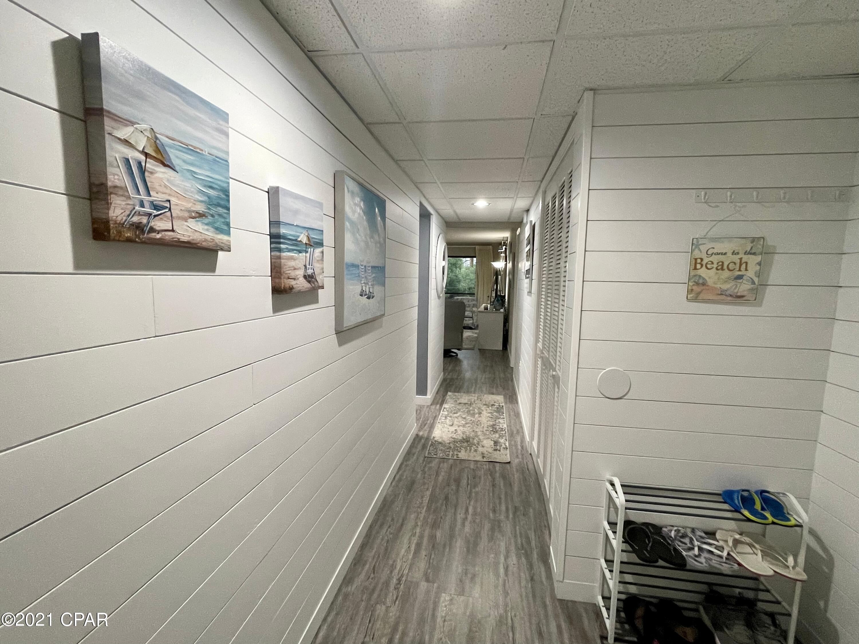 River Oaks Tennis Villas - Residential