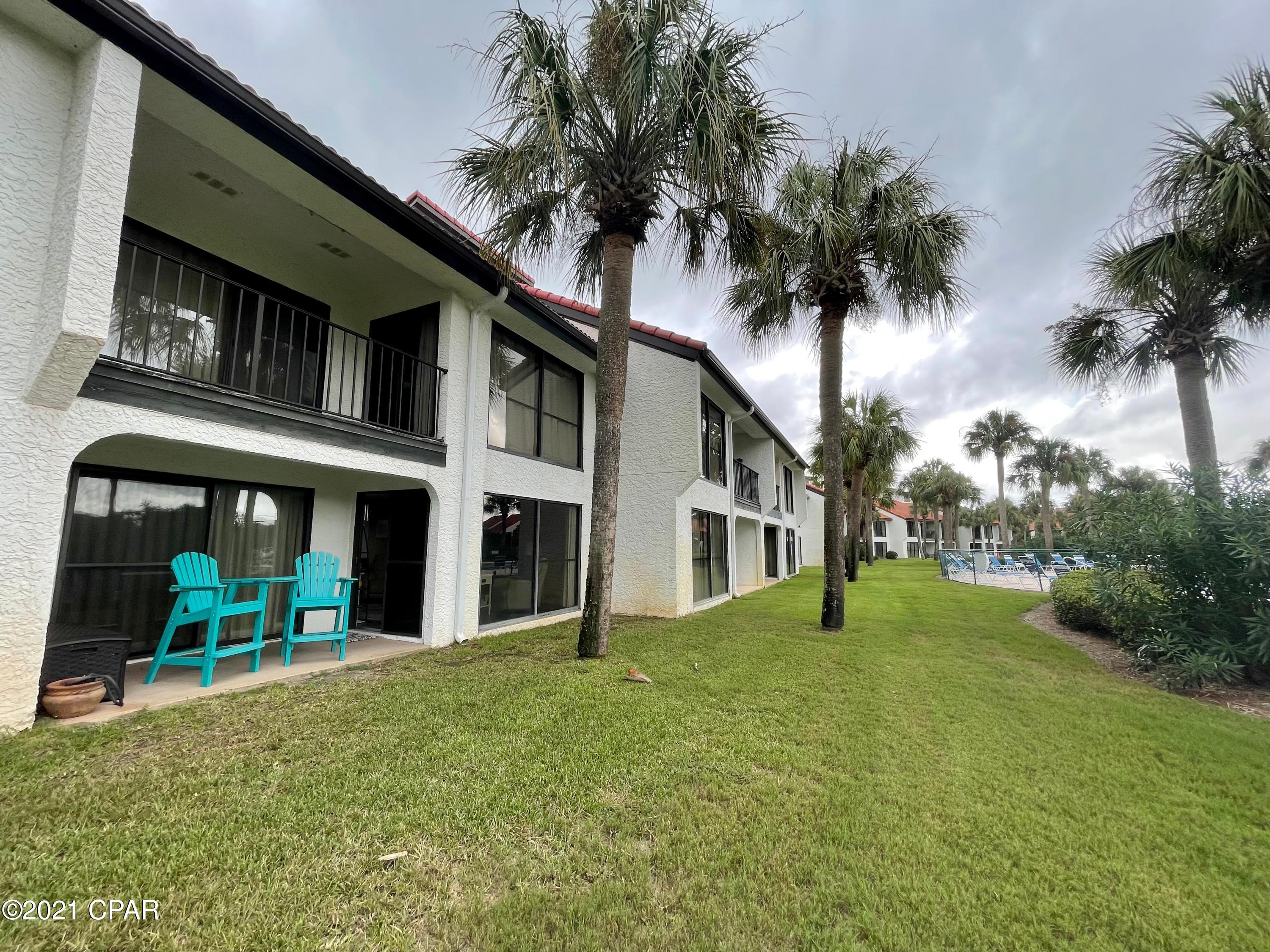 River Oaks Tennis Villas - Residential