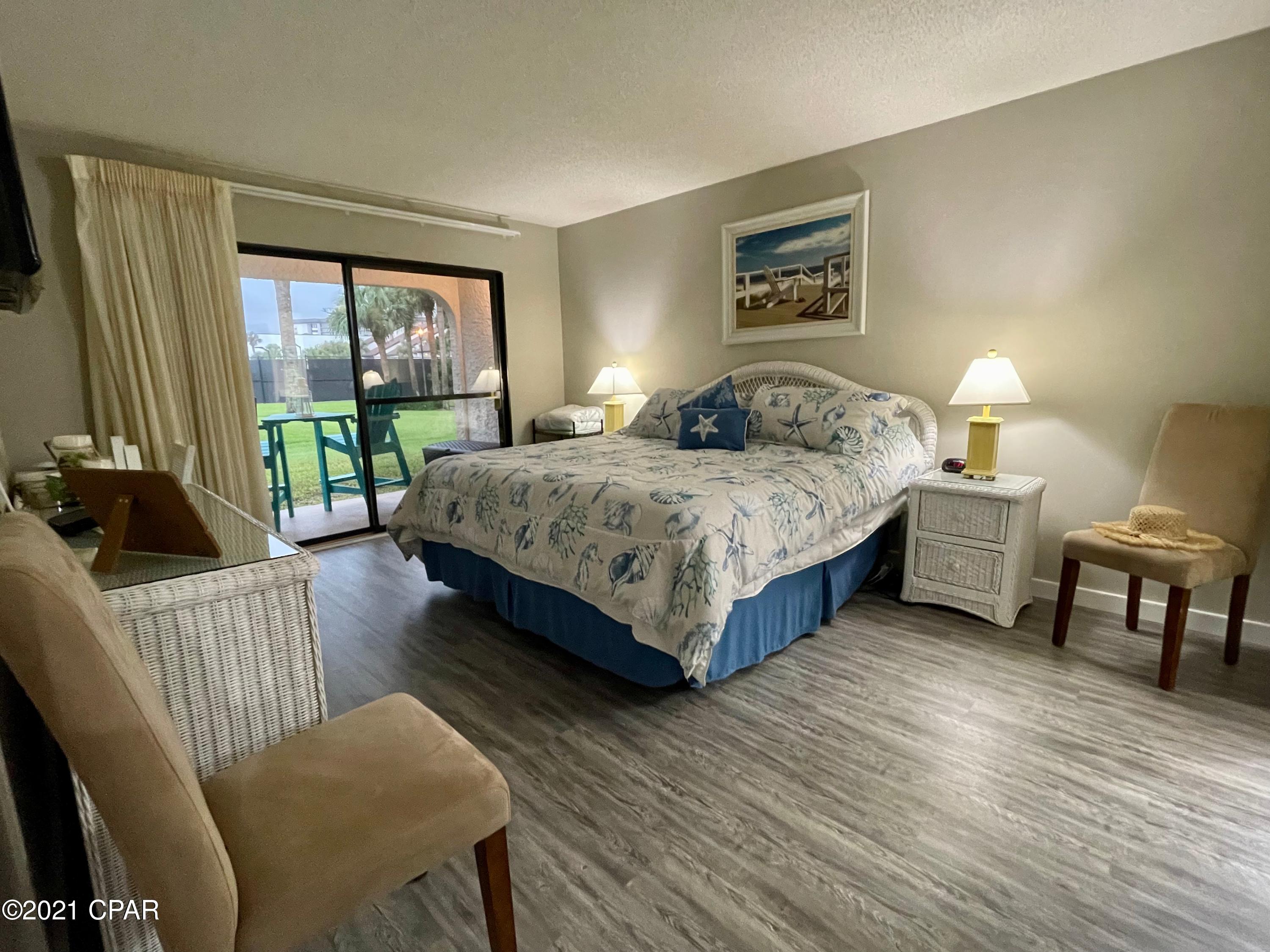 River Oaks Tennis Villas - Residential