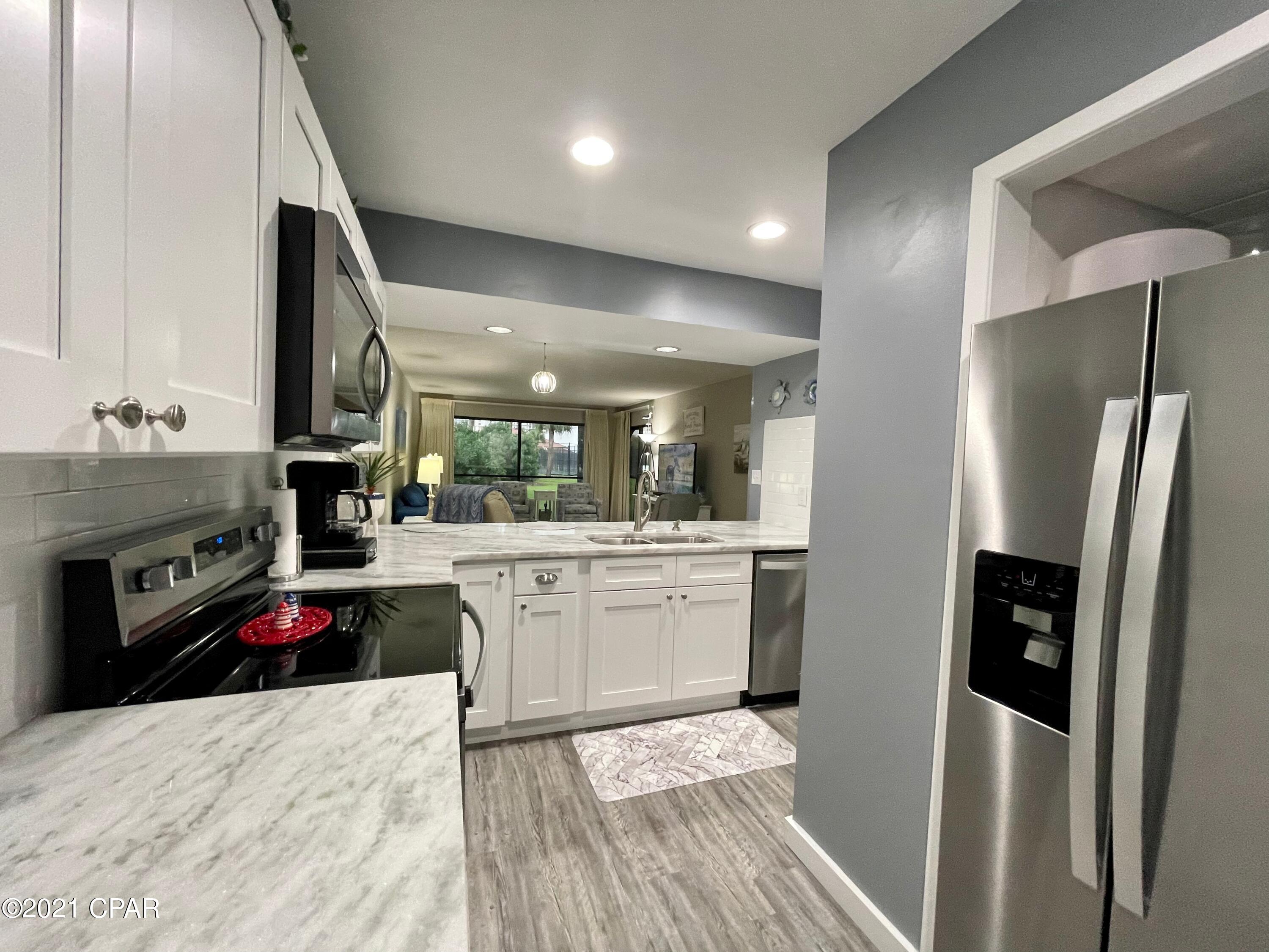 River Oaks Tennis Villas - Residential