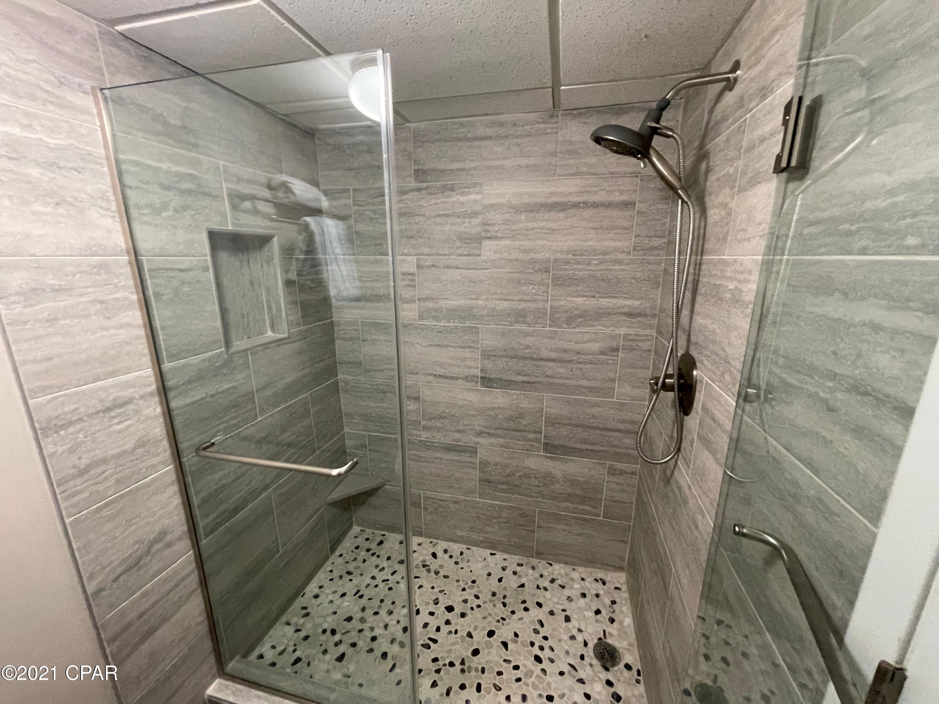 River Oaks Tennis Villas - Residential