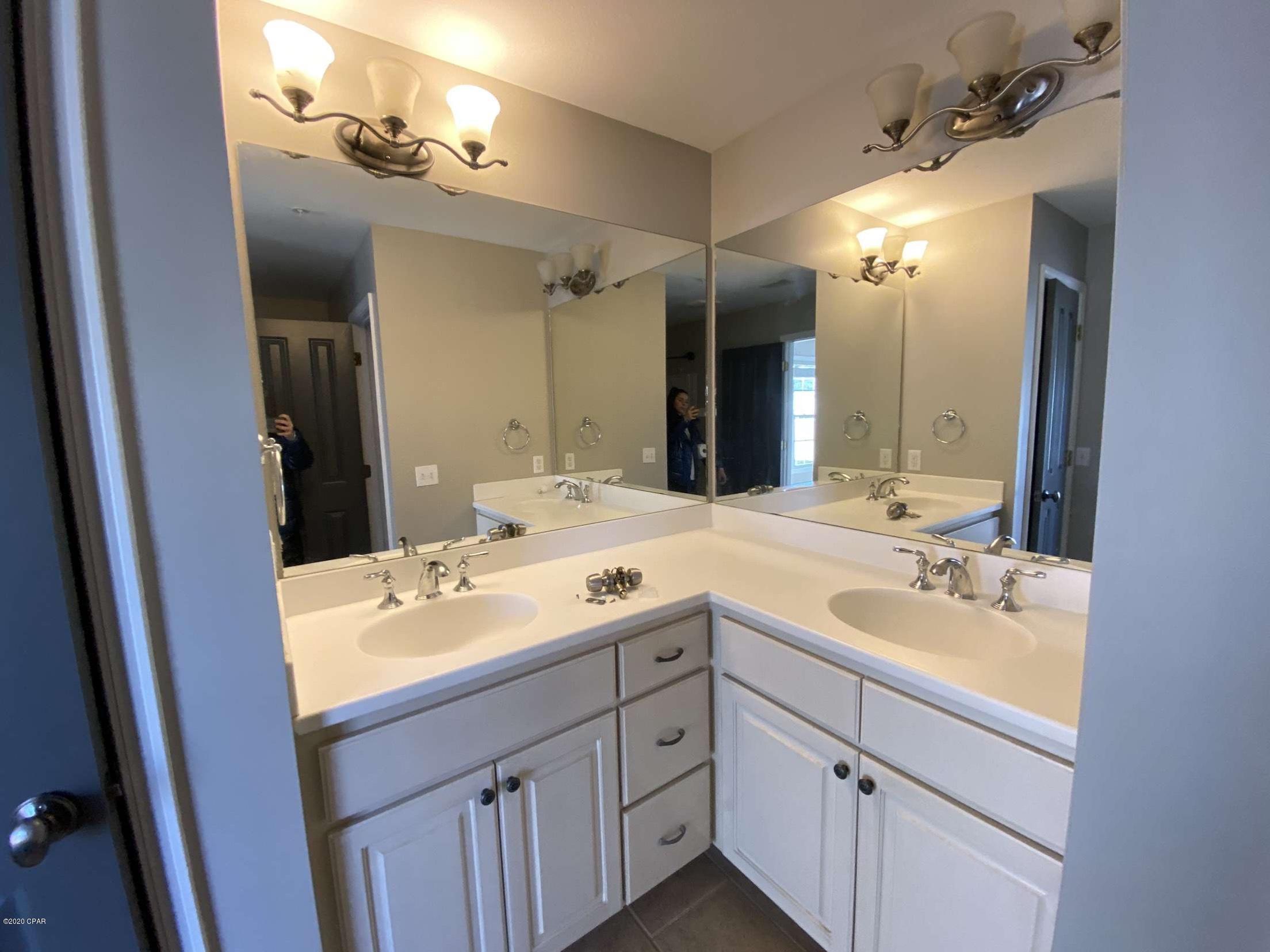 Annabella's Townhomes - Residential Lease