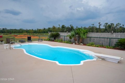 A home in Marianna