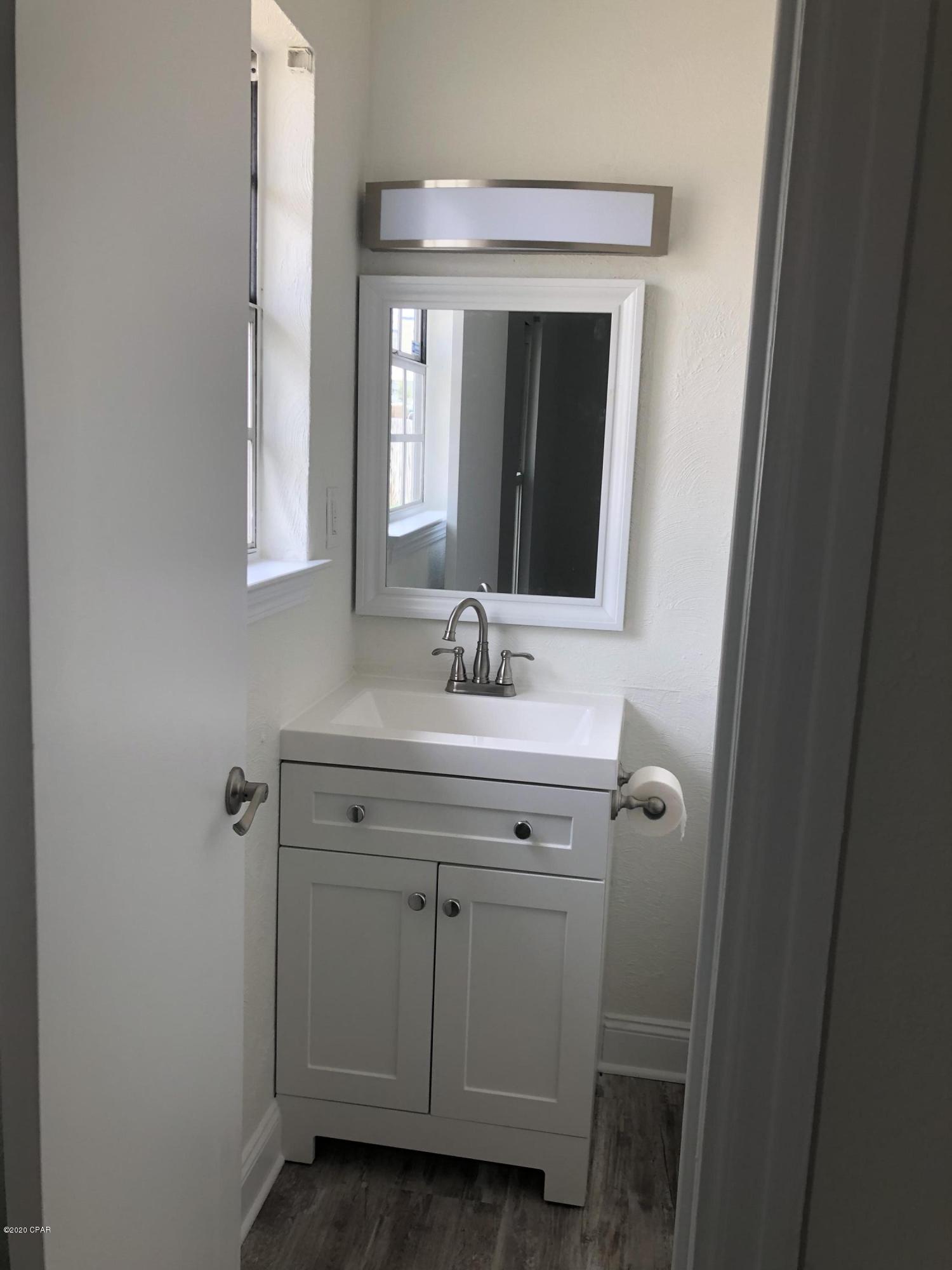 Biltmore Beach 1st Add - Residential