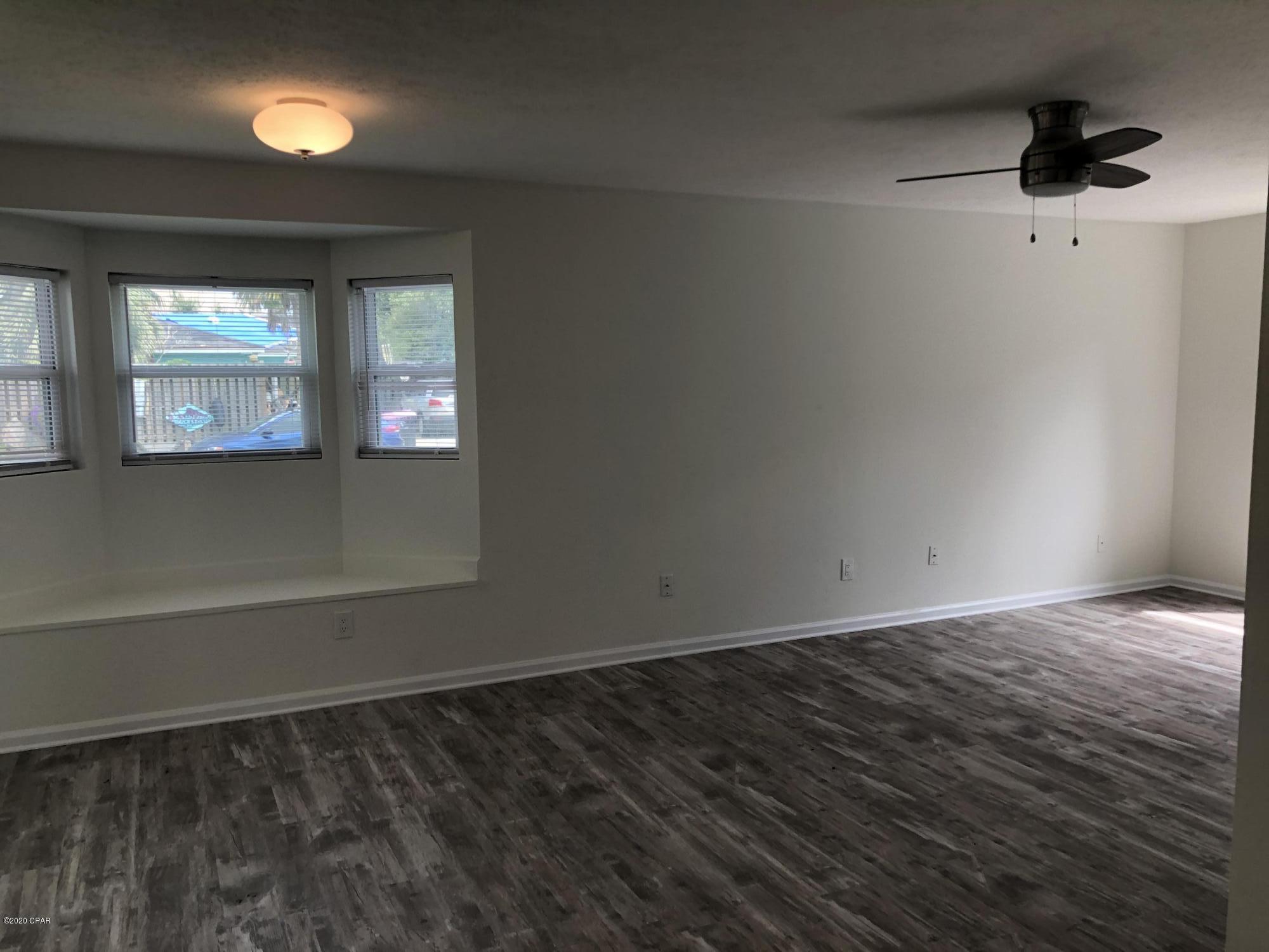 Biltmore Beach 1st Add - Residential